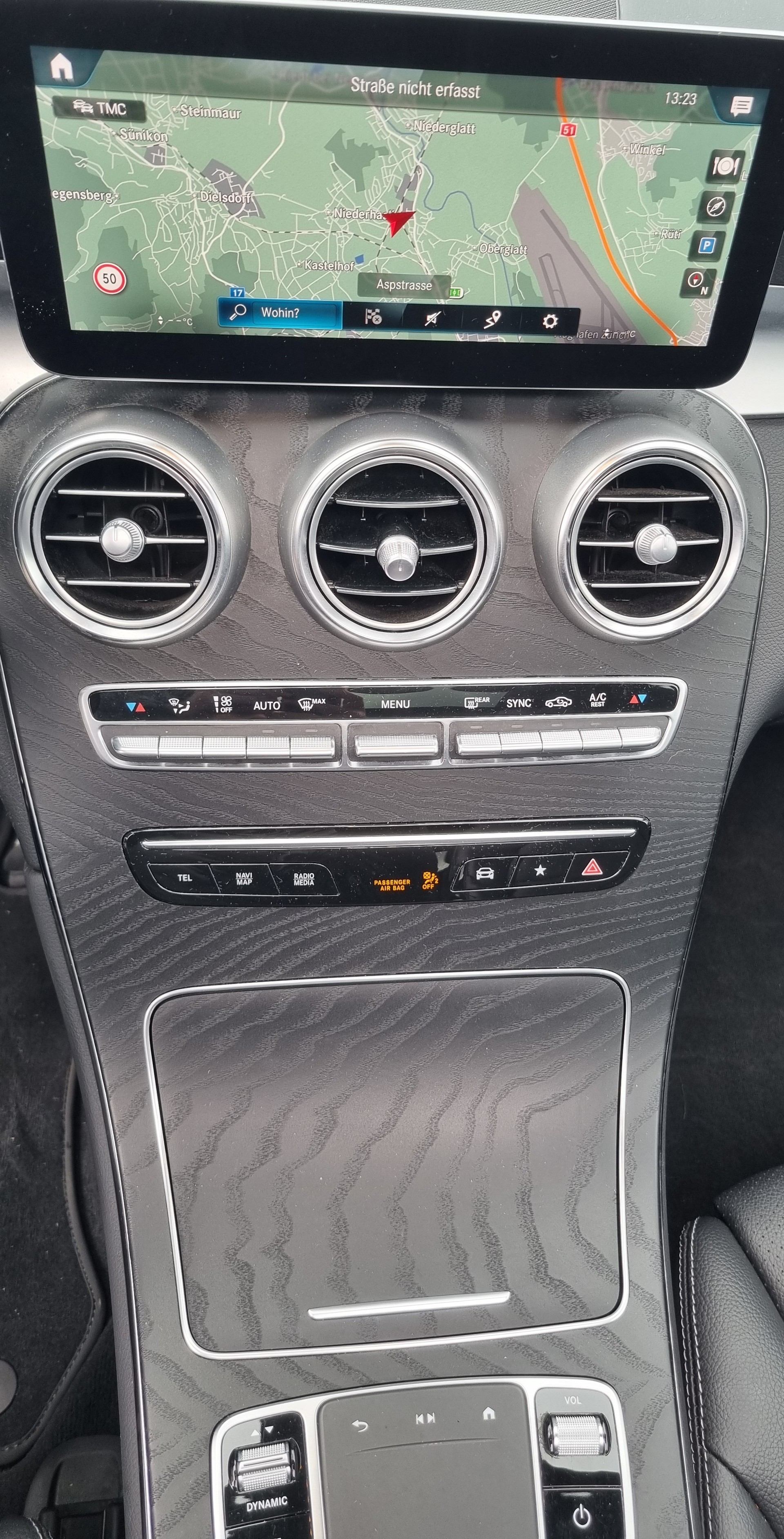 MERCEDES-BENZ GLC 300 d AMG Line Plus 4Matic 9G-Tronic-image-10