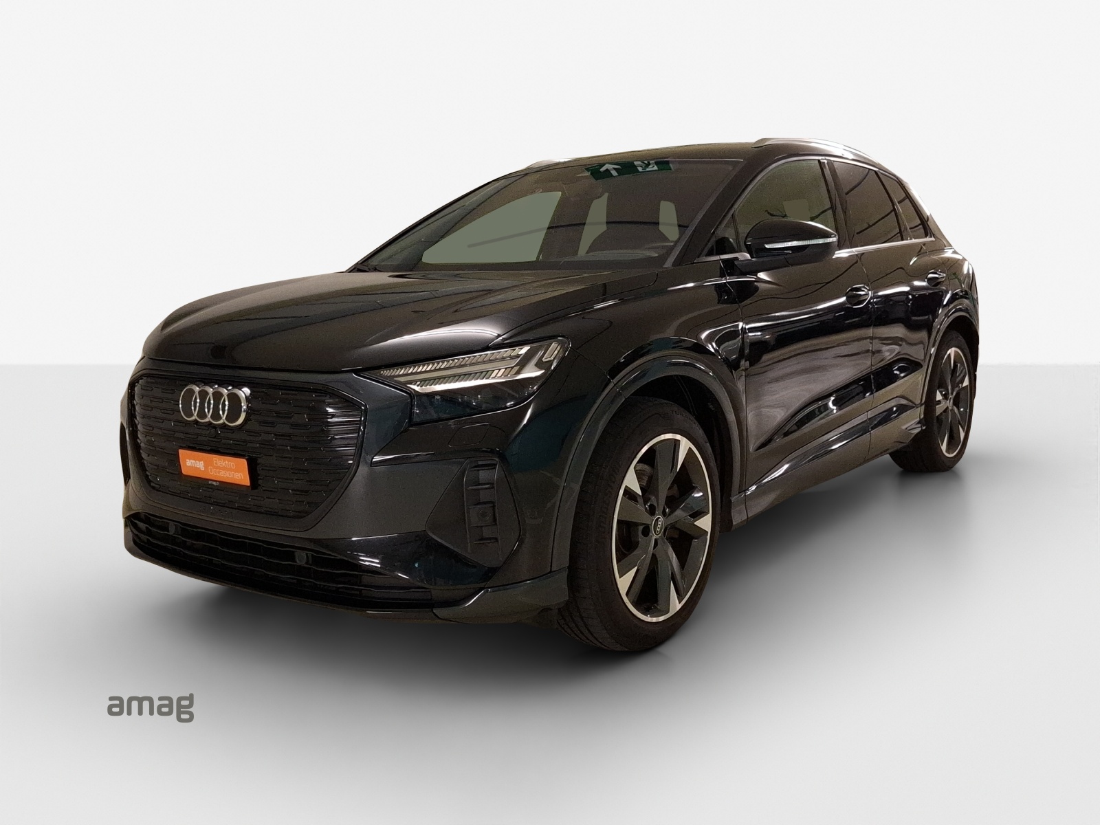 AUDI Q4 e-tron 50 quattro
