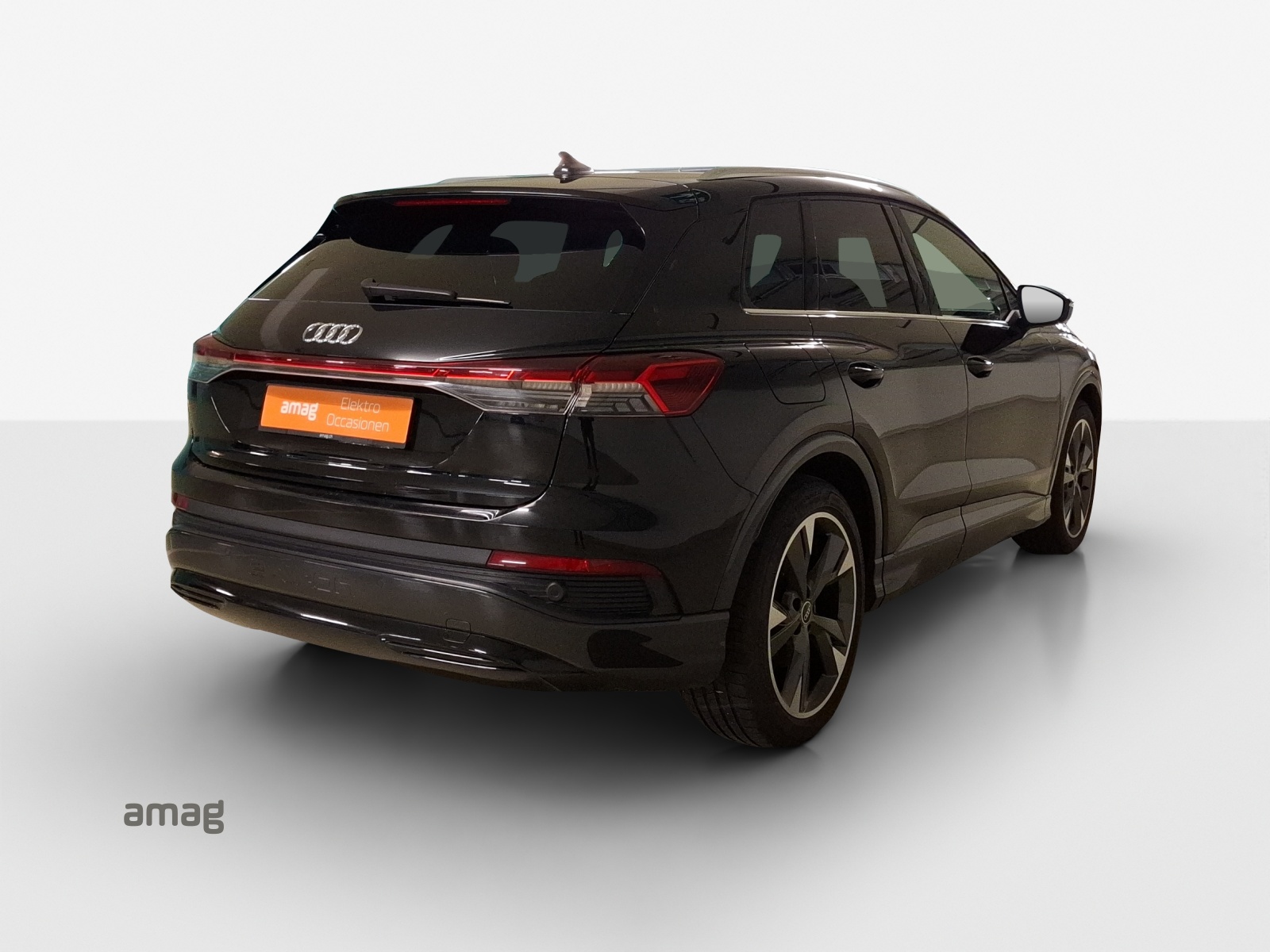 AUDI Q4 e-tron 50 quattro-image-5