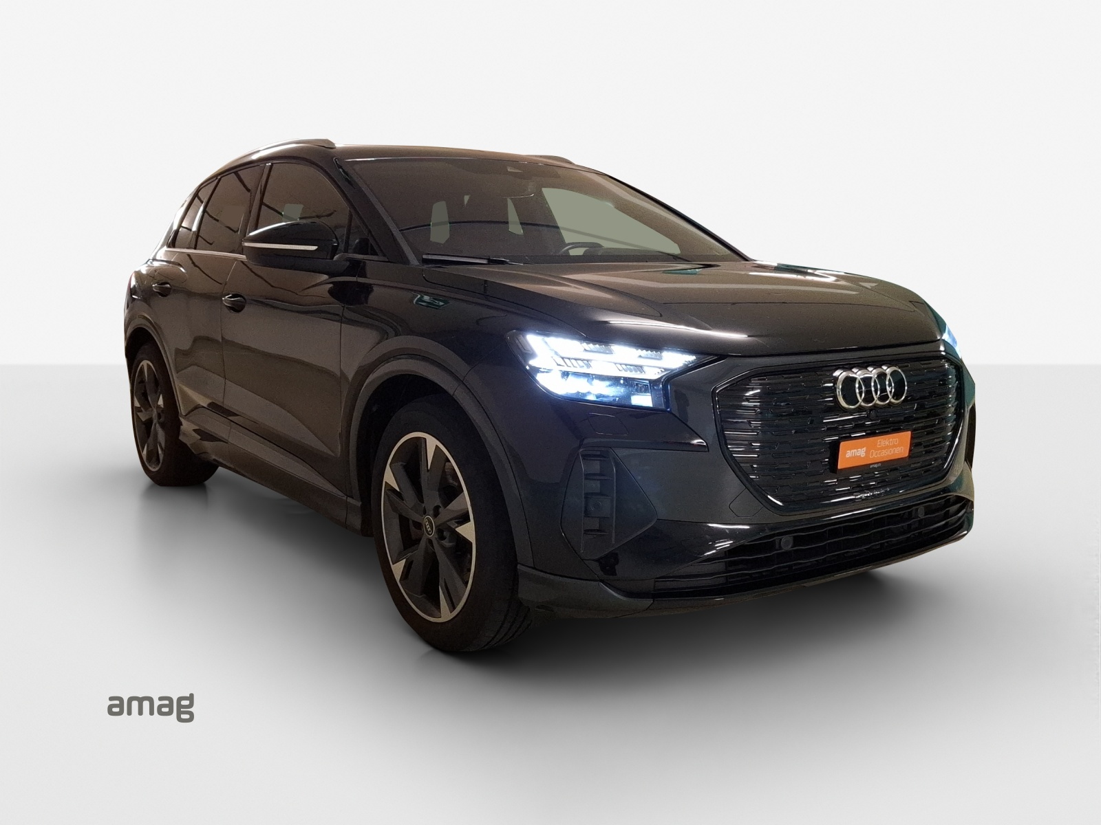 AUDI Q4 e-tron 50 quattro-image-6