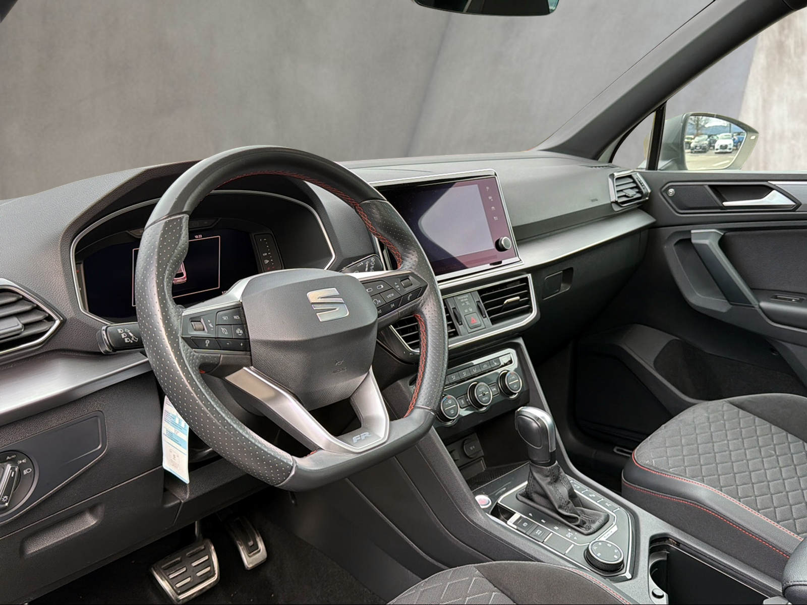 SEAT Tarraco 2.0 TSI 4Drive DSG Swiss FR-image-2
