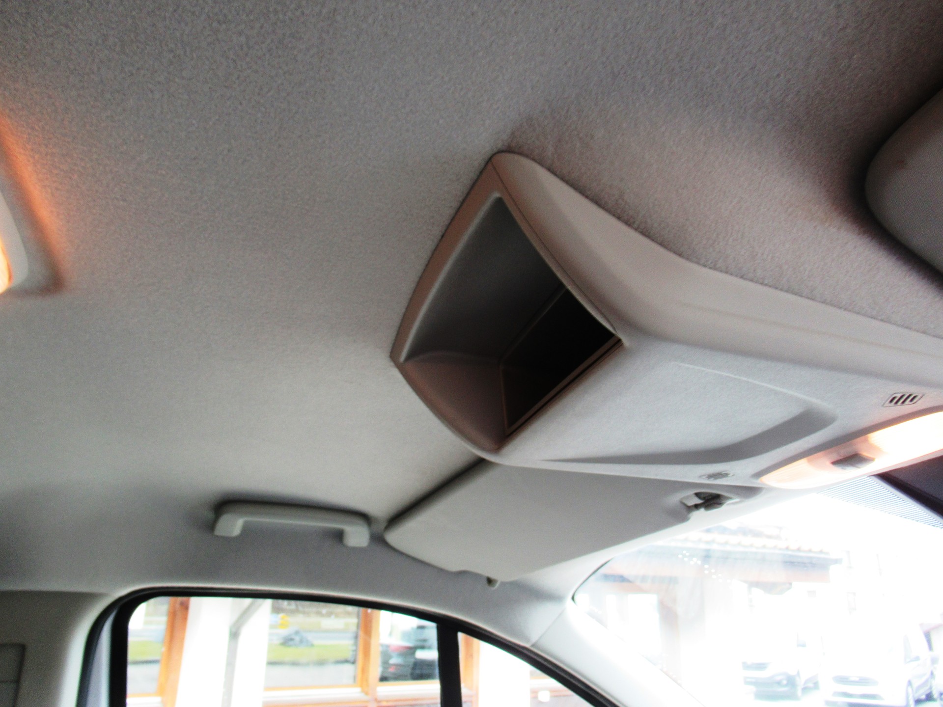 FORD Transit Custom Van 340 L1H1 Trend A-image-14