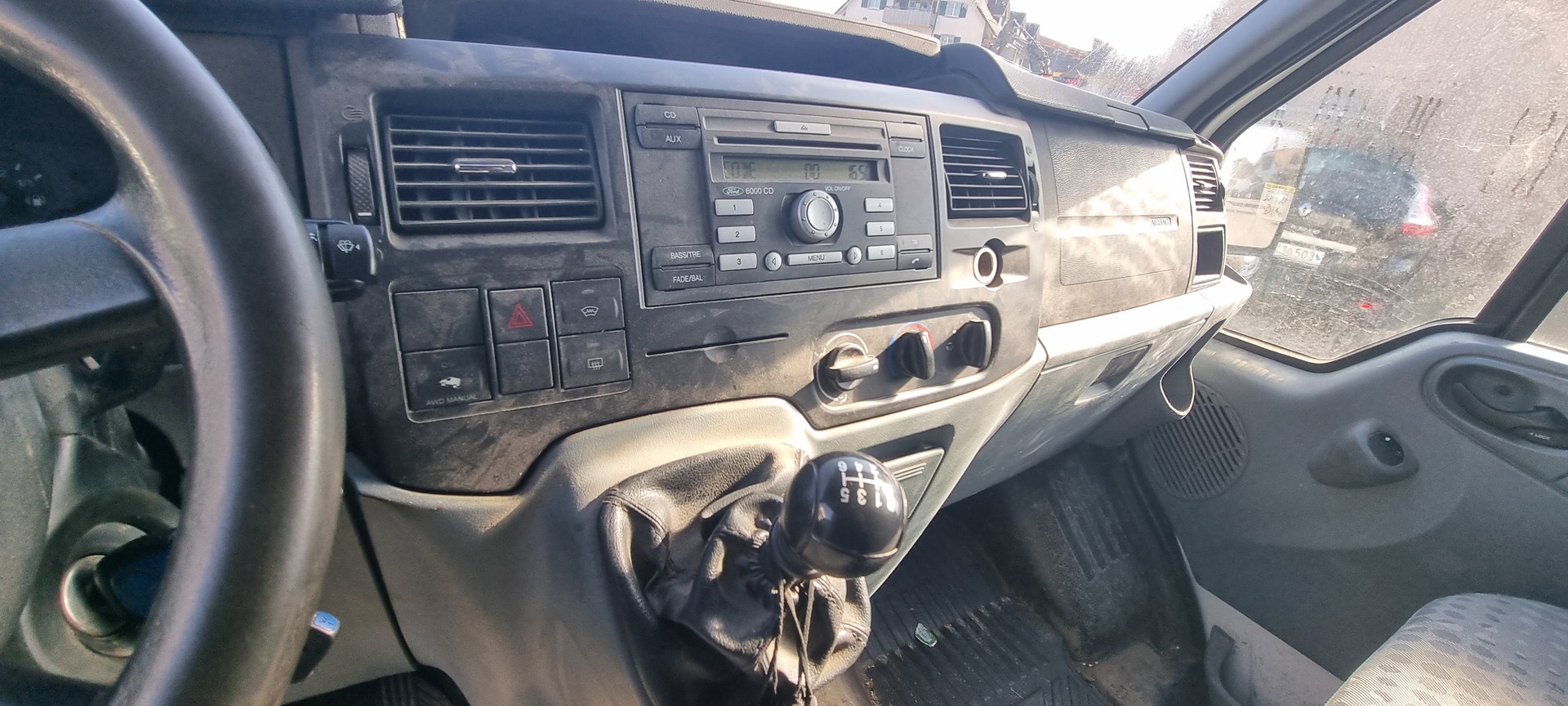FORD Transit Van 300S Trend-image-8