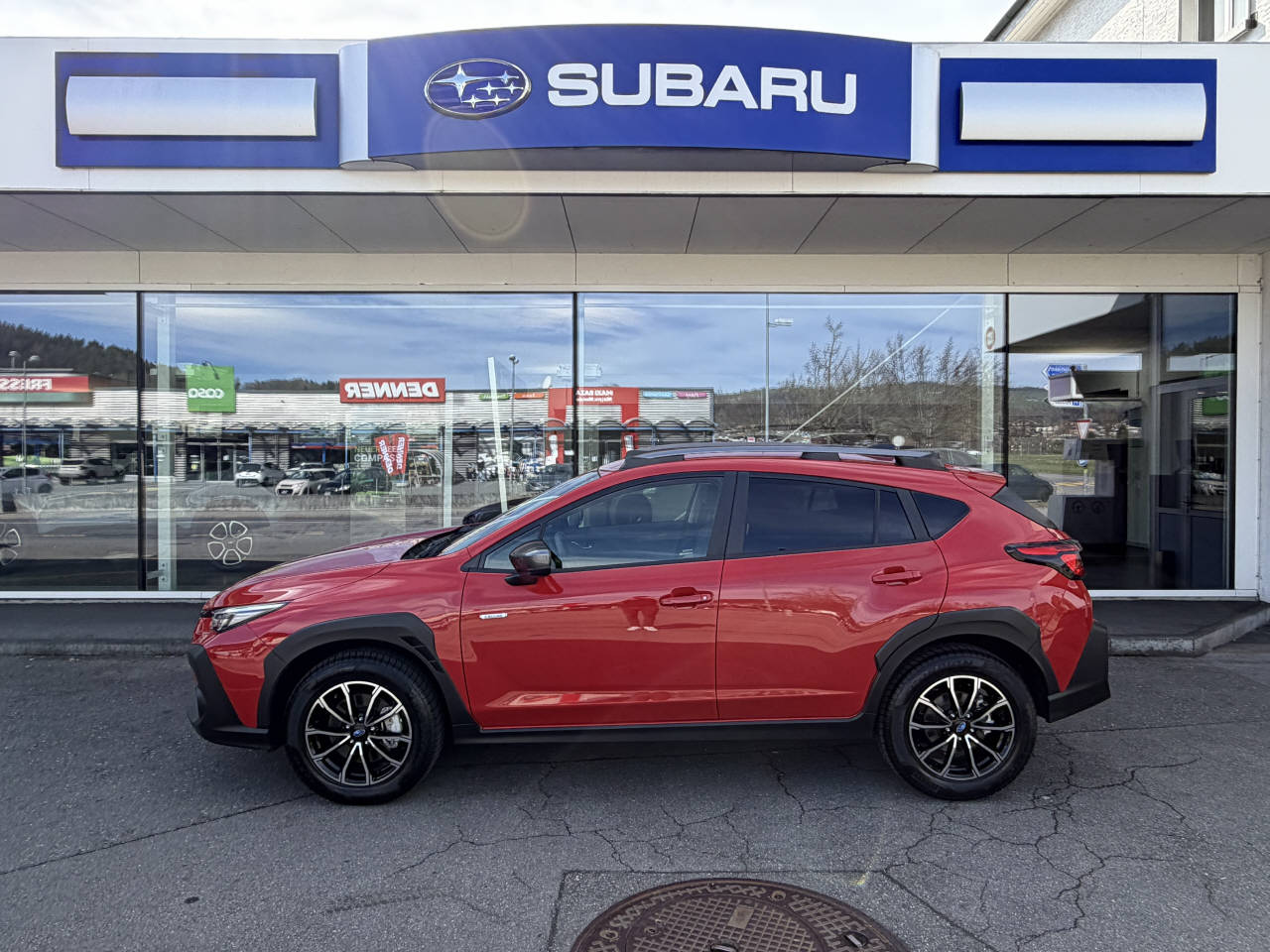 SUBARU Crosstrek 2.0i e-Boxer Swiss Plus