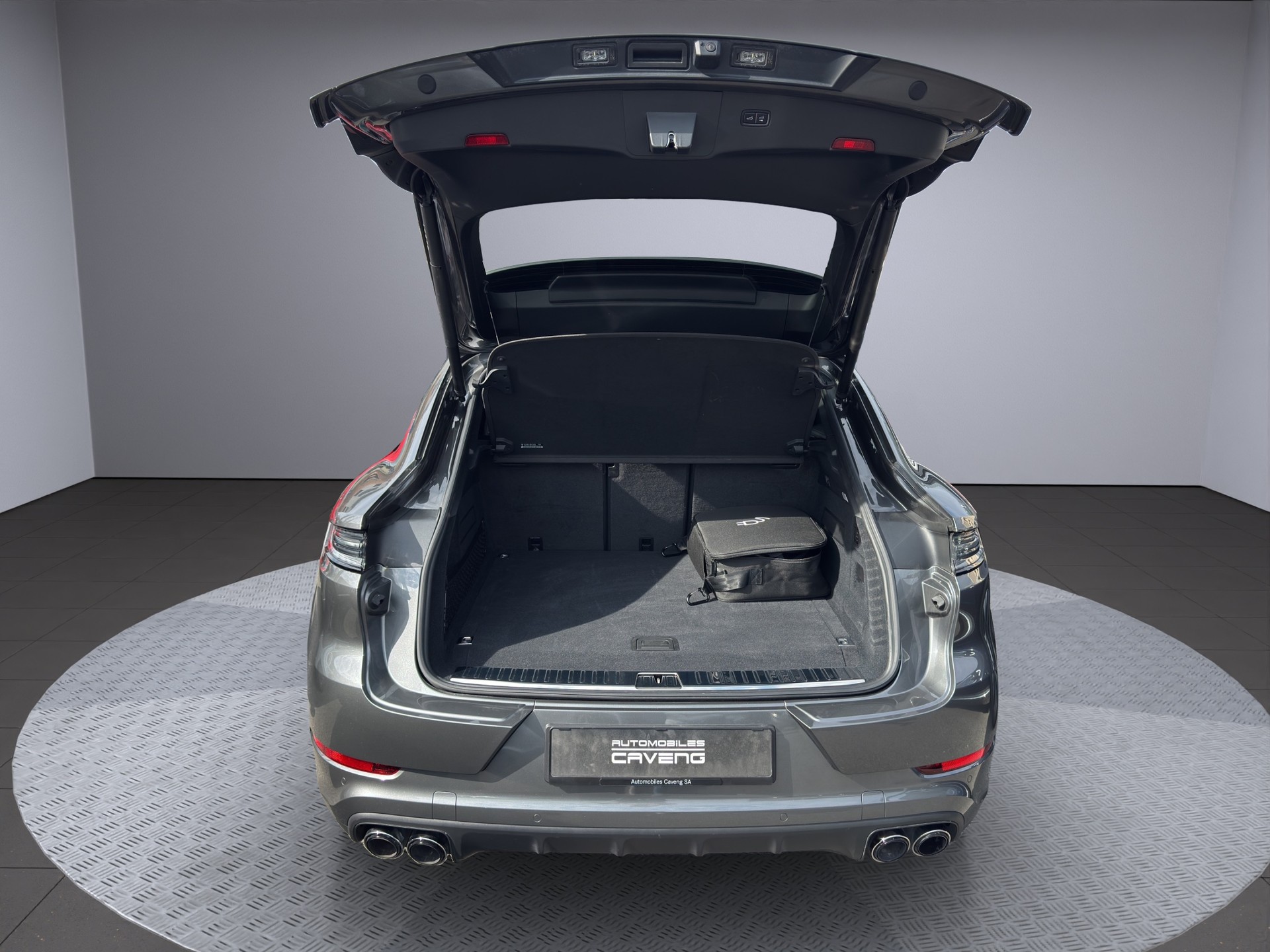 PORSCHE Cayenne S Coupé E-Hybrid Tiptronic-image-17