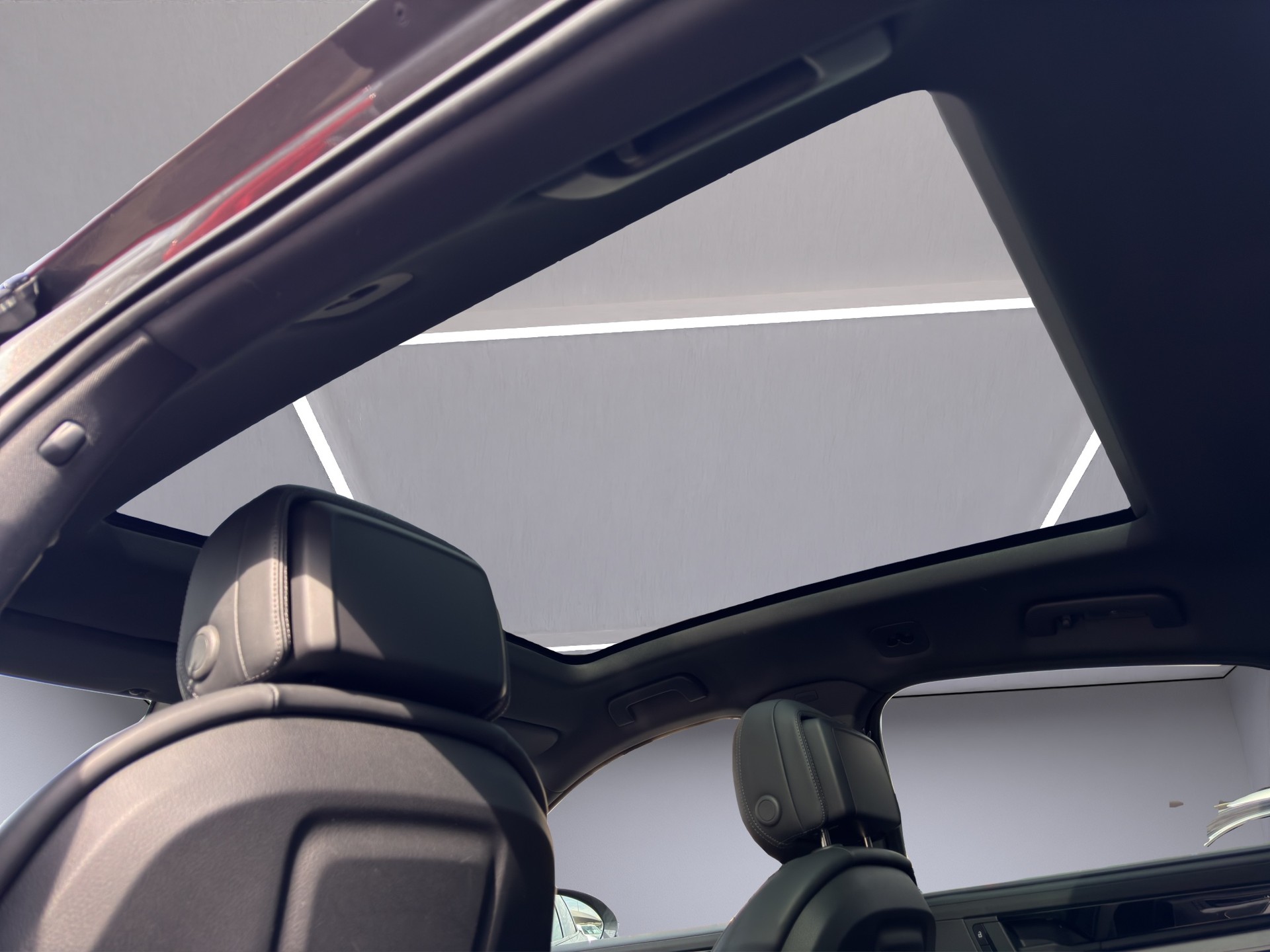 PORSCHE Cayenne S Coupé E-Hybrid Tiptronic-image-18