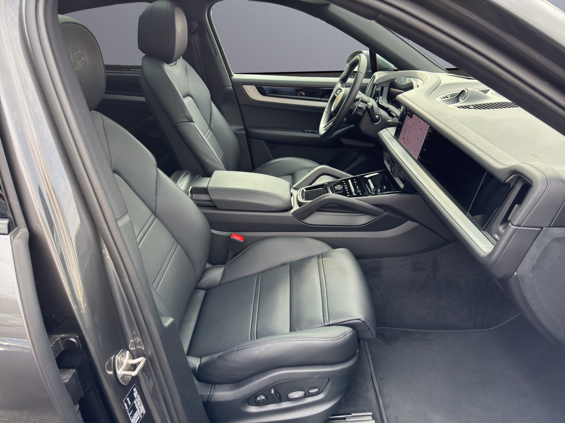 PORSCHE Cayenne S Coupé E-Hybrid Tiptronic-image-15
