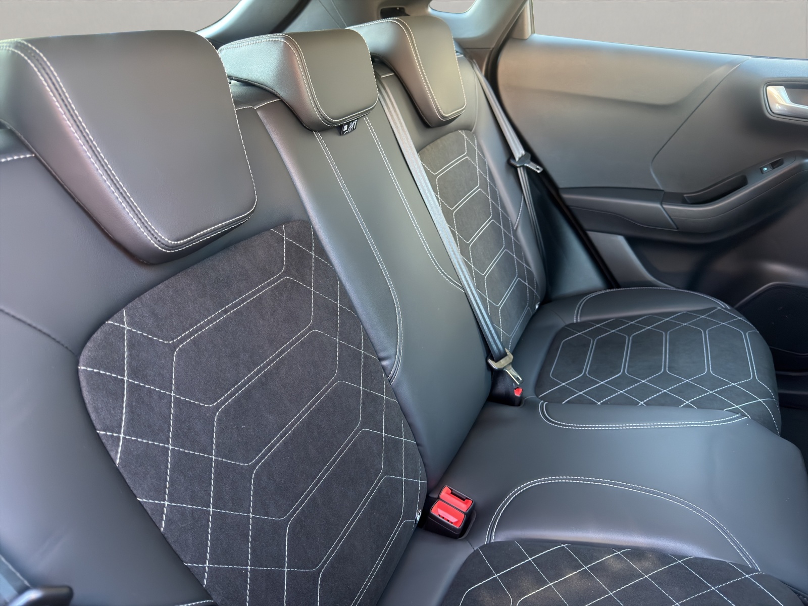 FORD Puma Gen-E Premium-image-14