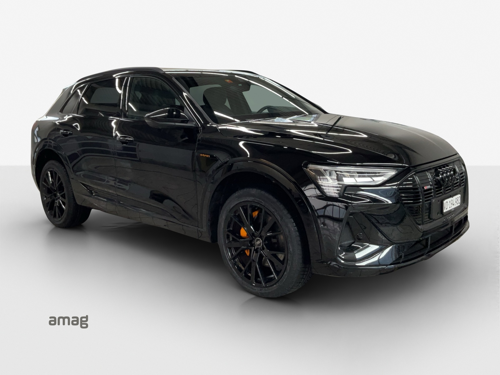 AUDI e-tron 55 S Line Black Edition quattro-image-5