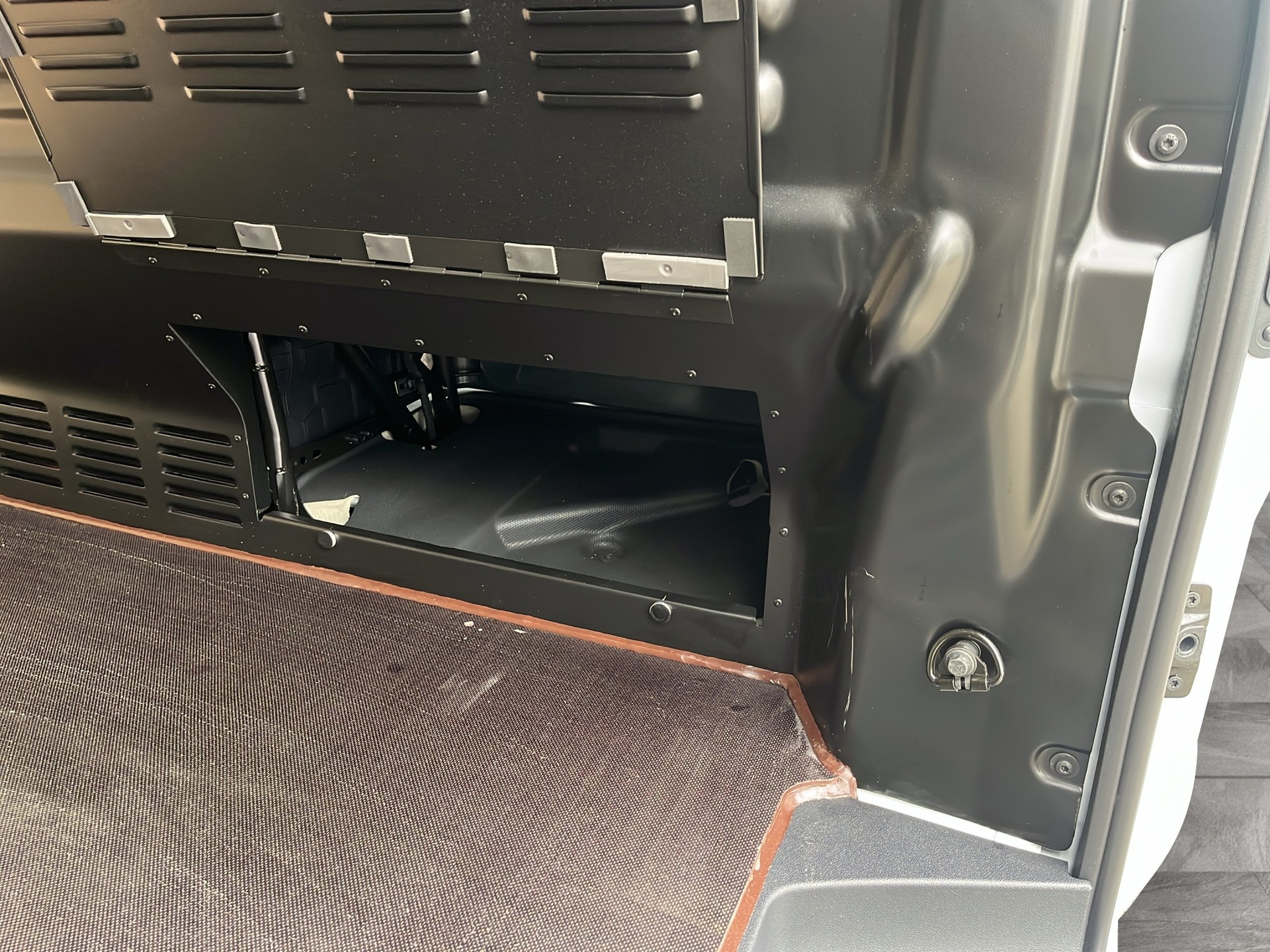 FORD Transit Custom Van 320 L2H1 Trend Automat 4x4-image-12
