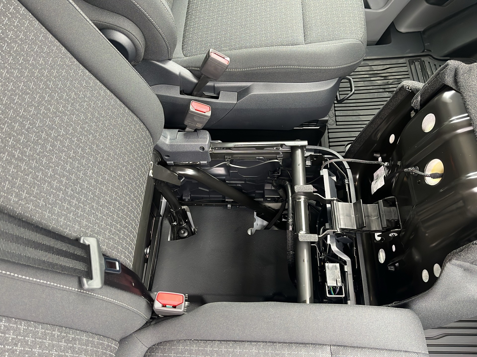 FORD Transit Custom Van 320 L2H1 Trend Automat 4x4-image-13