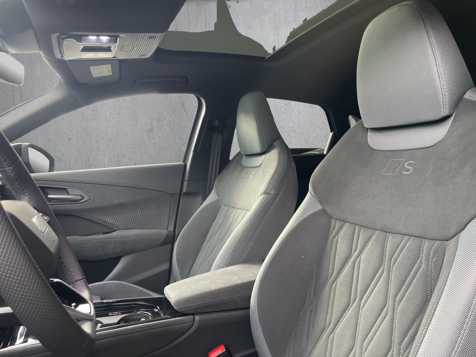 AUDI Q3 Sportback TFSI quattro 195 kW S tronic-image-6
