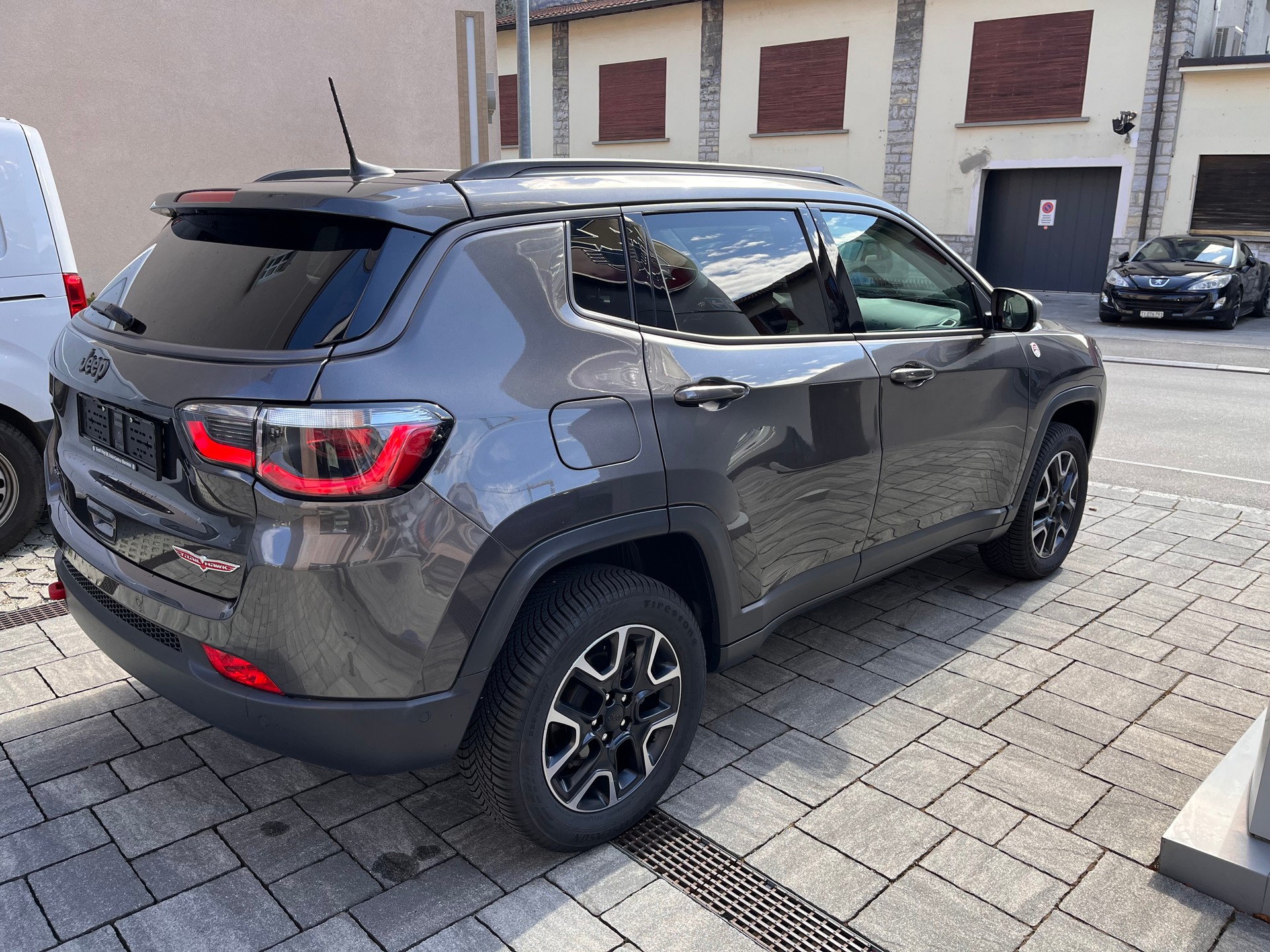 JEEP Compass 2.0CRD Trailhawk AWD 9ATX-image-3