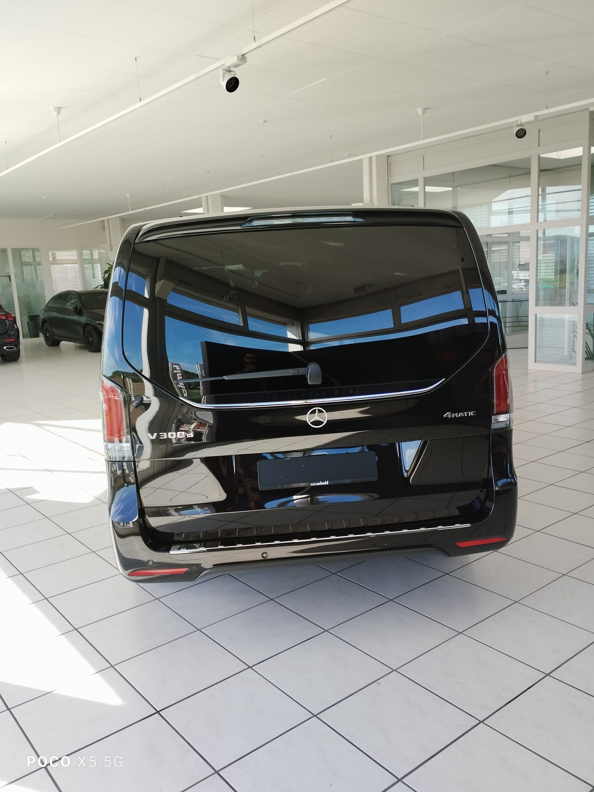 MERCEDES-BENZ V 300 d 4MATIC AVANTGARDE 3430mm E-image-3