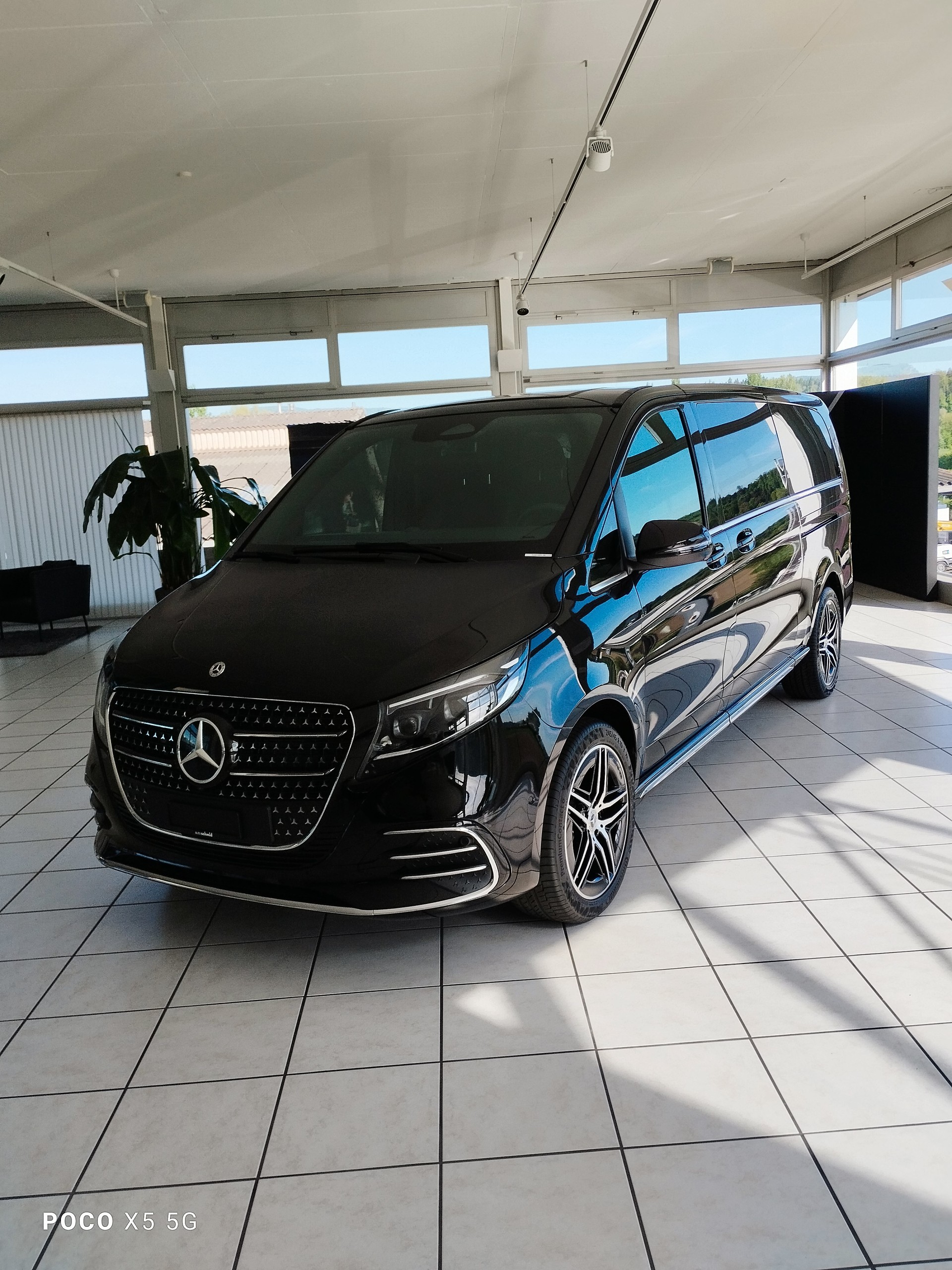 MERCEDES-BENZ V 300 d 4MATIC AVANTGARDE 3430mm E-image-2