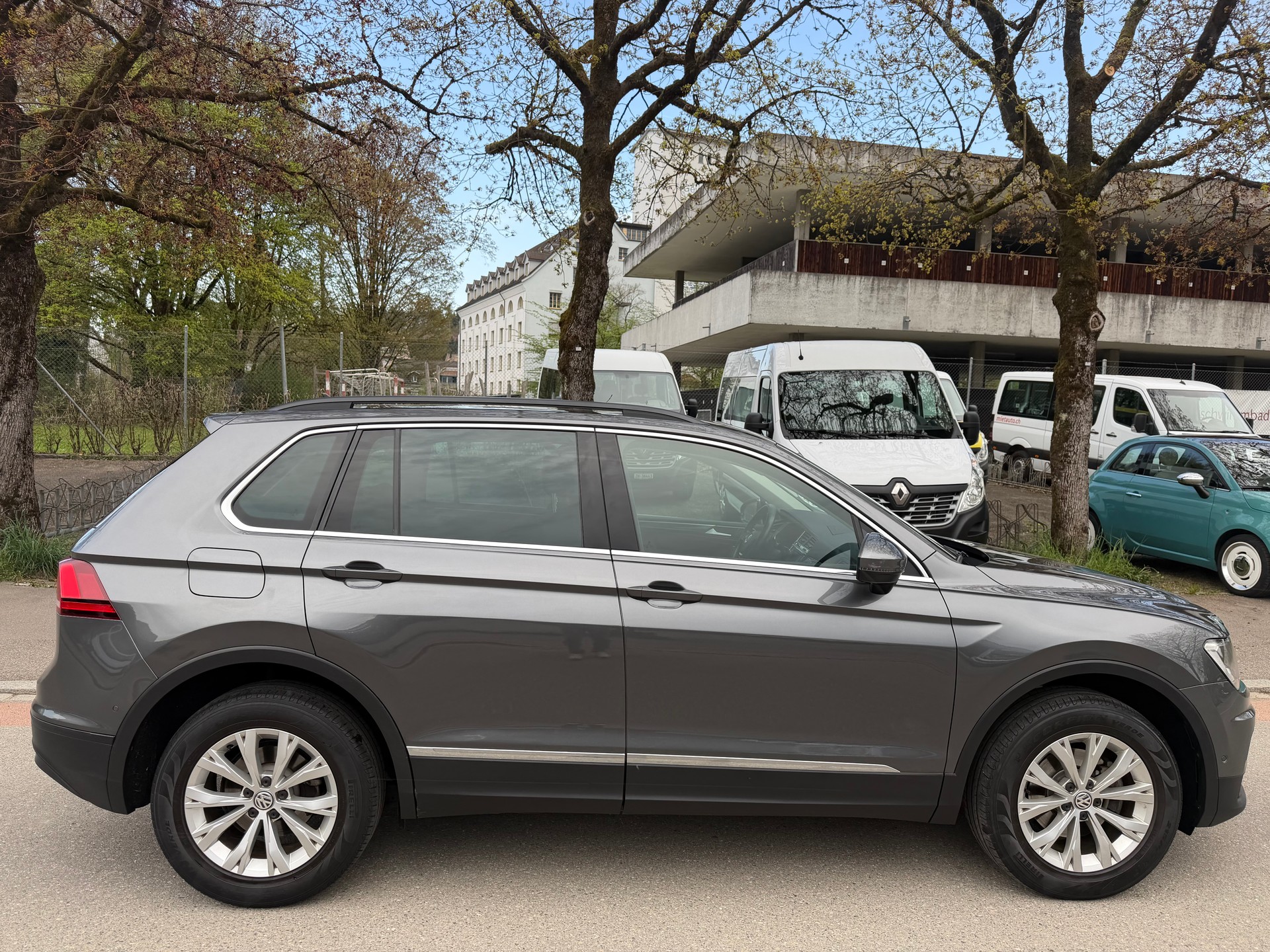 VW Tiguan 2.0 TDI BlueMotion Trend&Fun 4Motion DSG-image-3