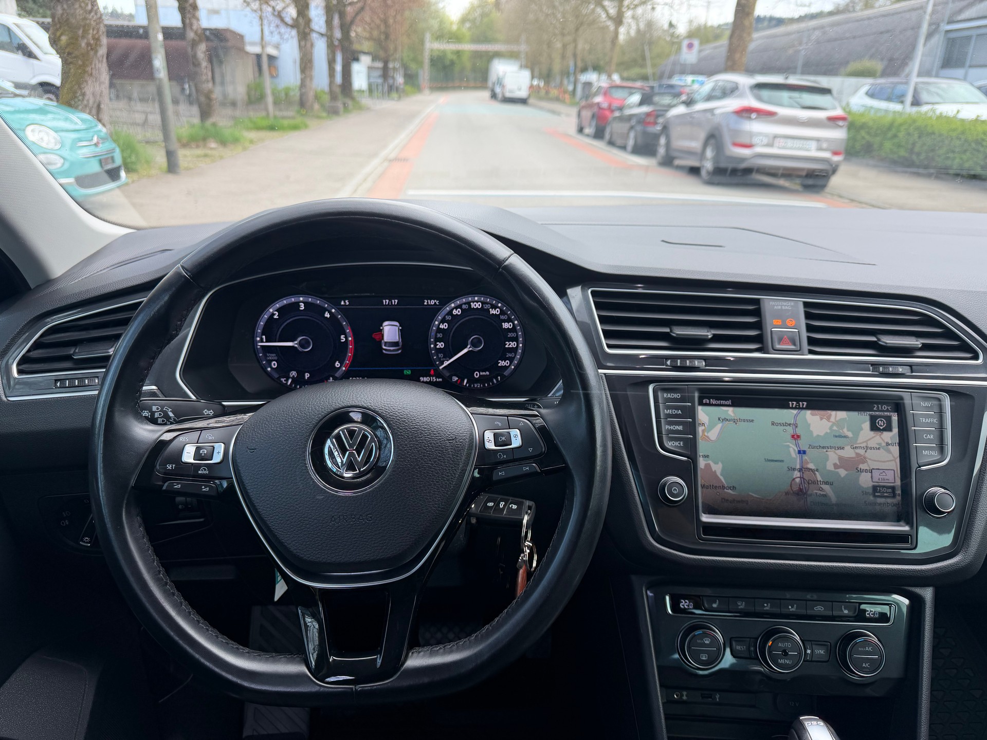VW Tiguan 2.0 TDI BlueMotion Trend&Fun 4Motion DSG-image-13