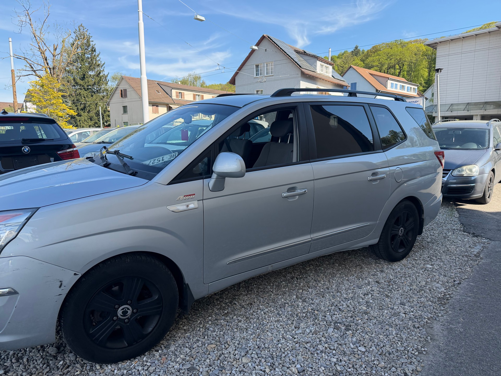KGM-SsangYong Rodius SV200 e-XDi Sapphire 4WD E-Tronic-image-2