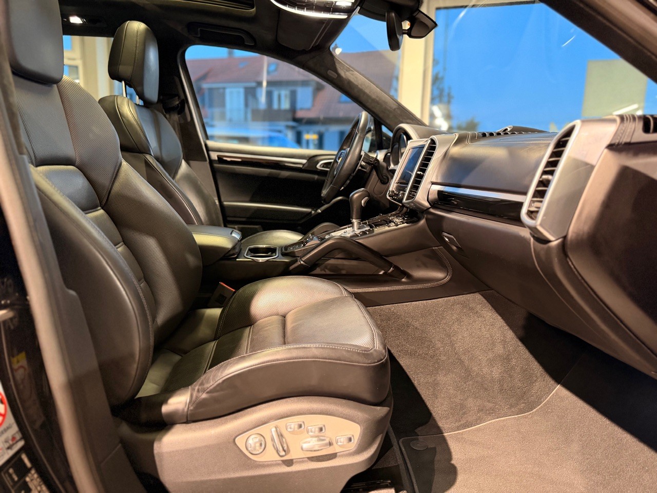 PORSCHE Cayenne Turbo Techart Magnum-image-28