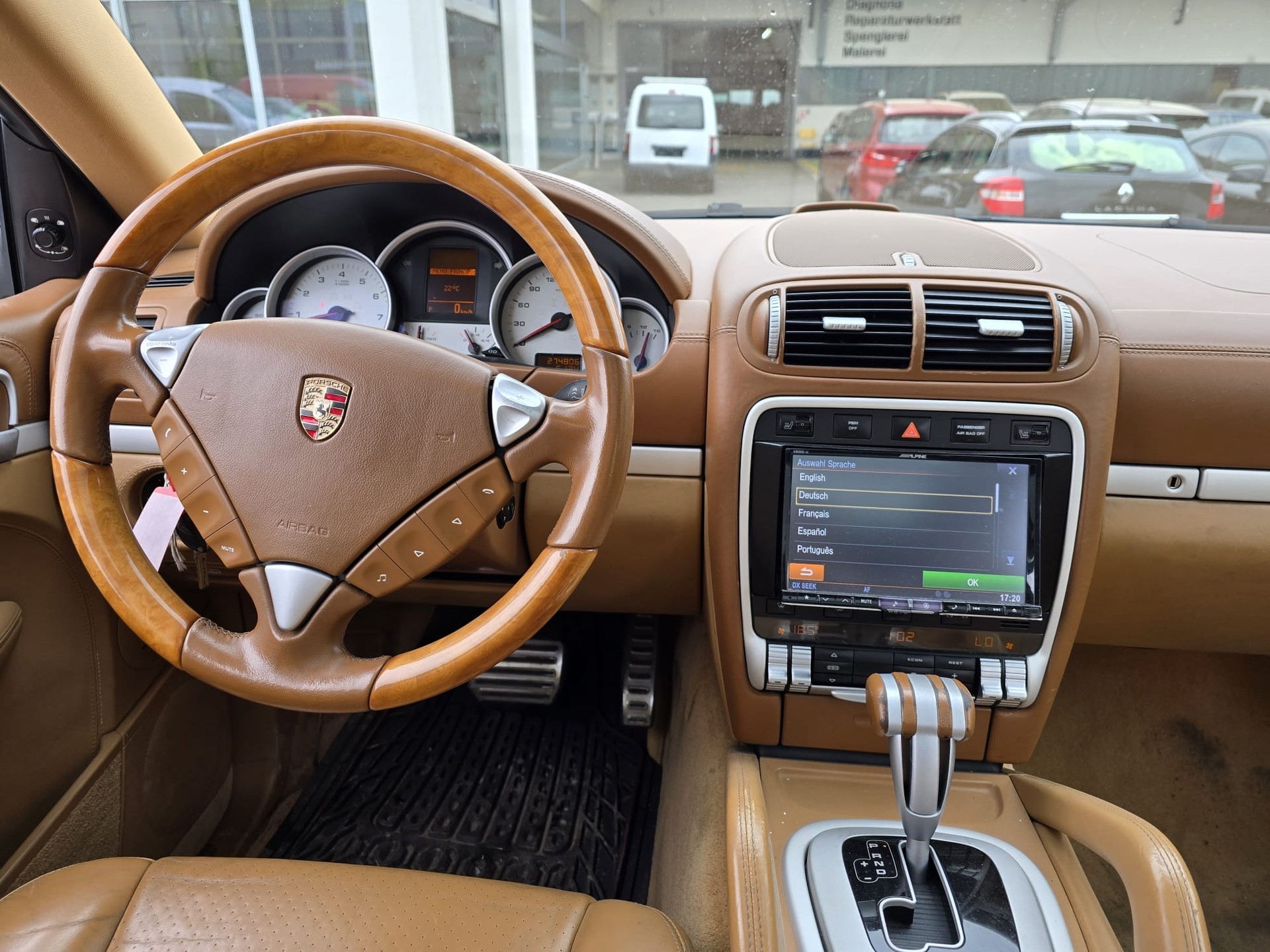 PORSCHE Cayenne S-image-16