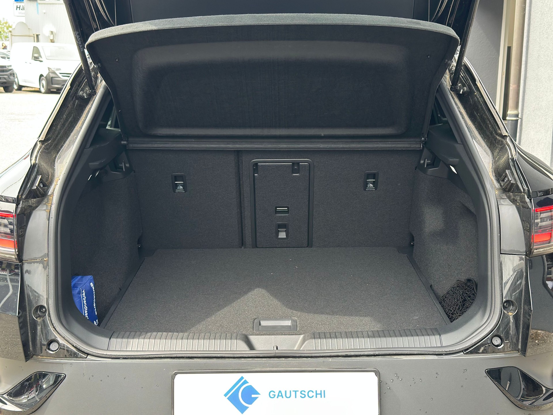 VW ID.4 Pro 77 kWh 4Motion-image-8