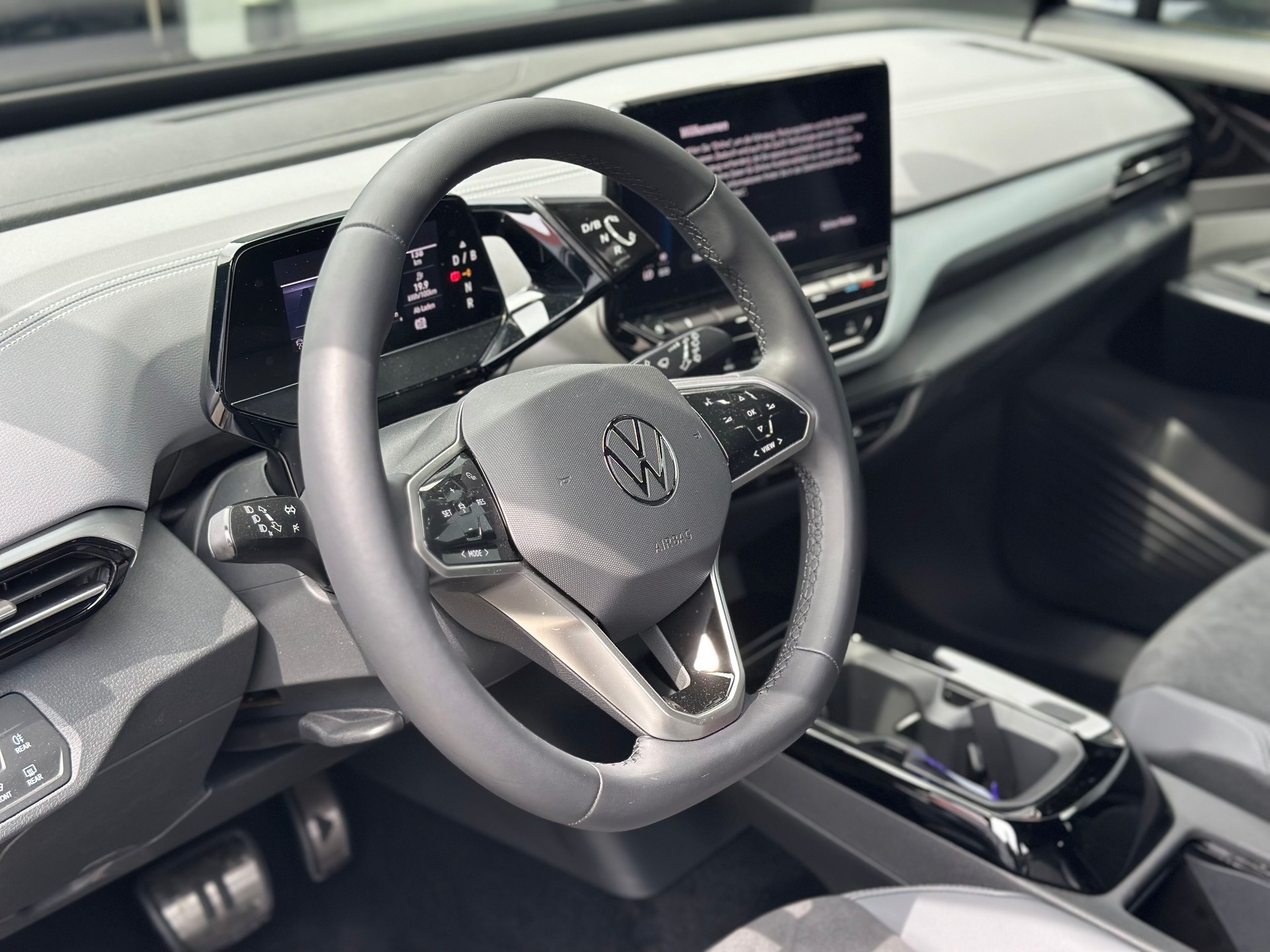 VW ID.4 Pro 77 kWh 4Motion-image-5