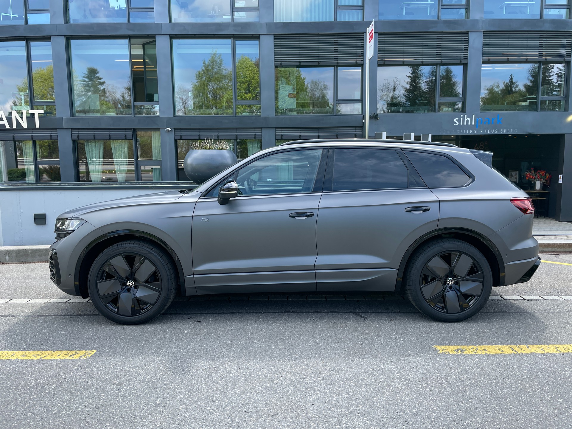 VW Touareg 3.0 TDI R-Line Final Edition Tiptronic, VOLLAUSSTATTUNG-image-13