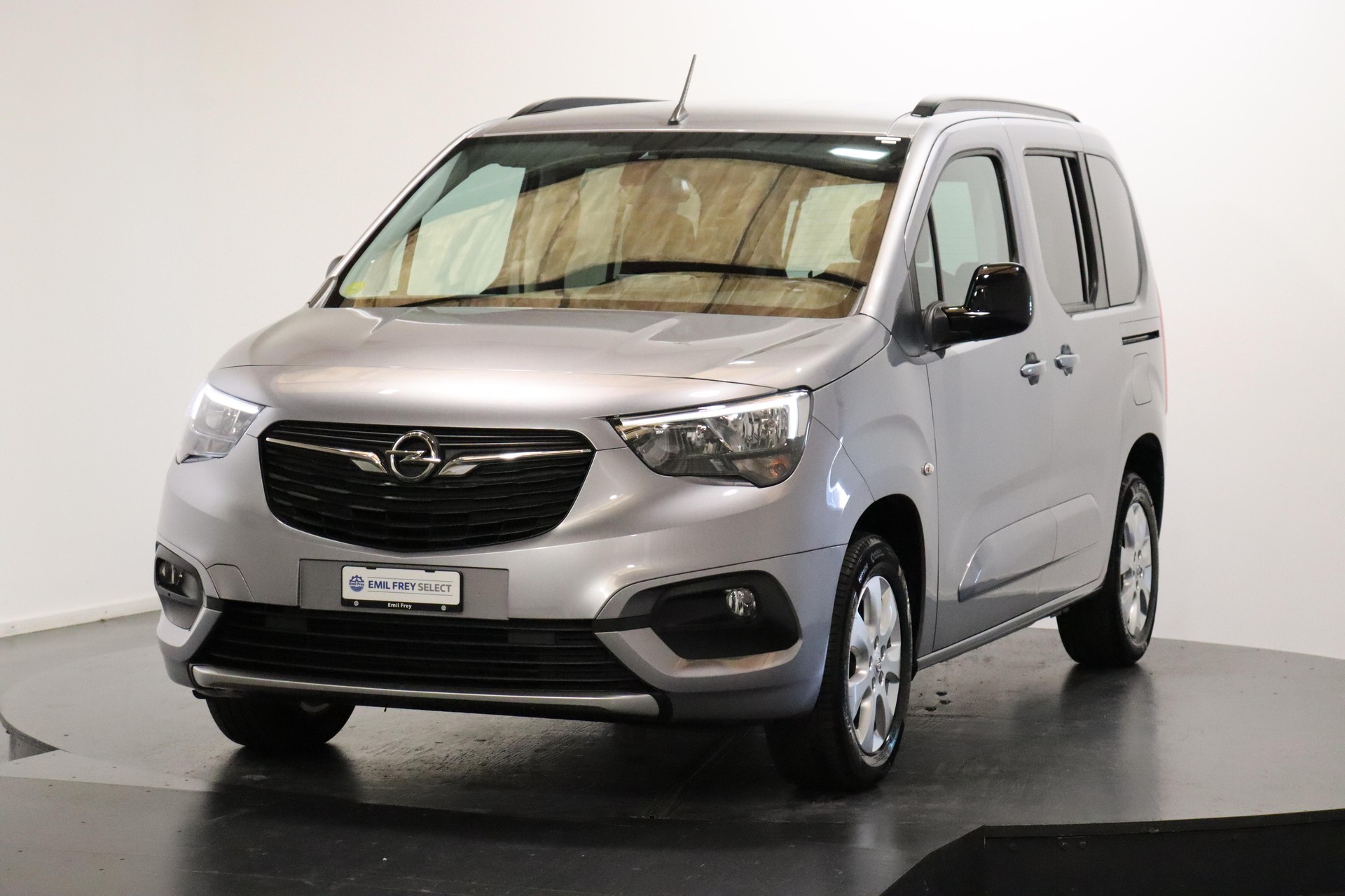 OPEL Combo Life 1.5 D Ultimate S/S-image-0