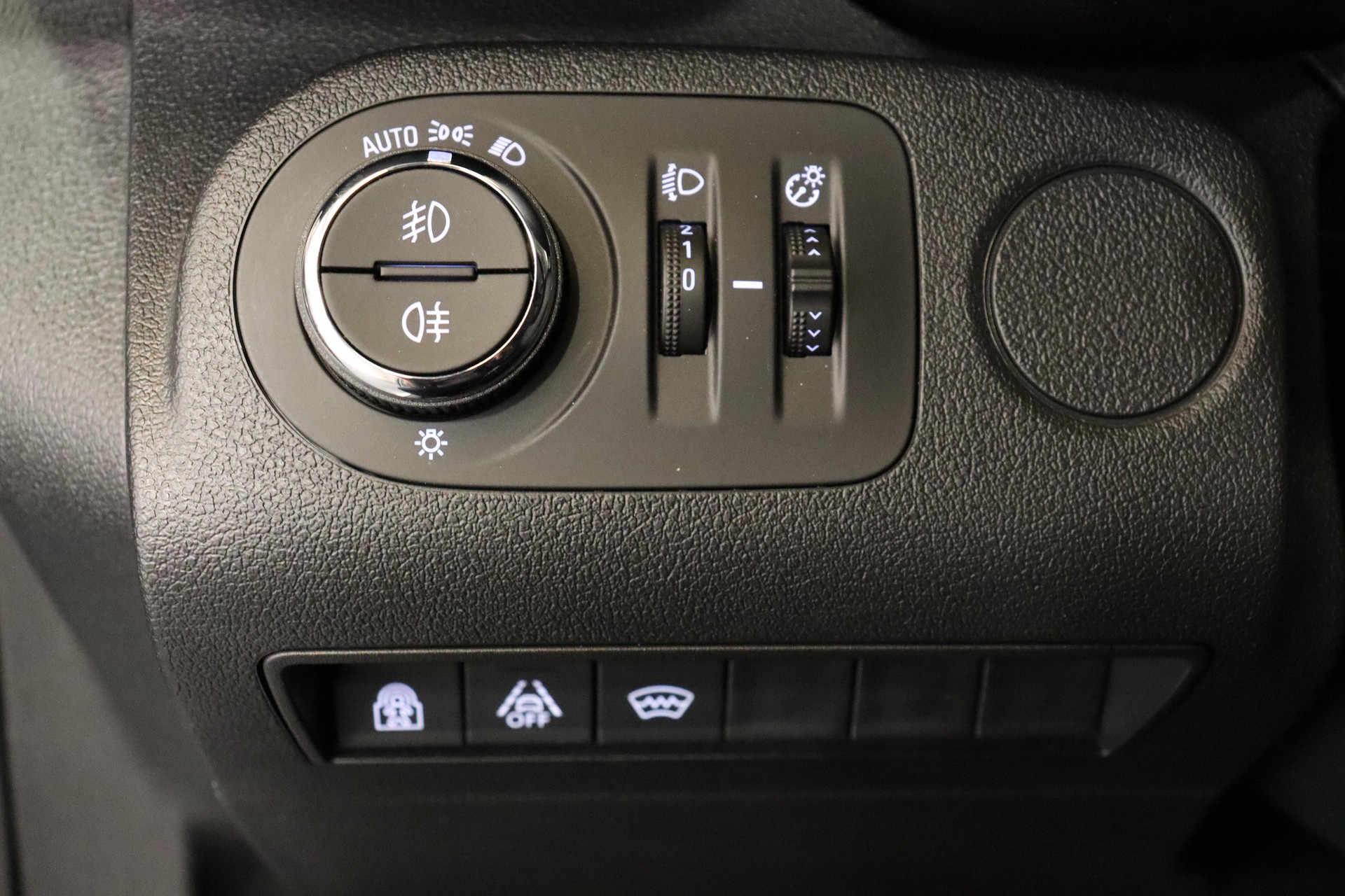 OPEL Combo Life 1.5 D Ultimate S/S-image-18