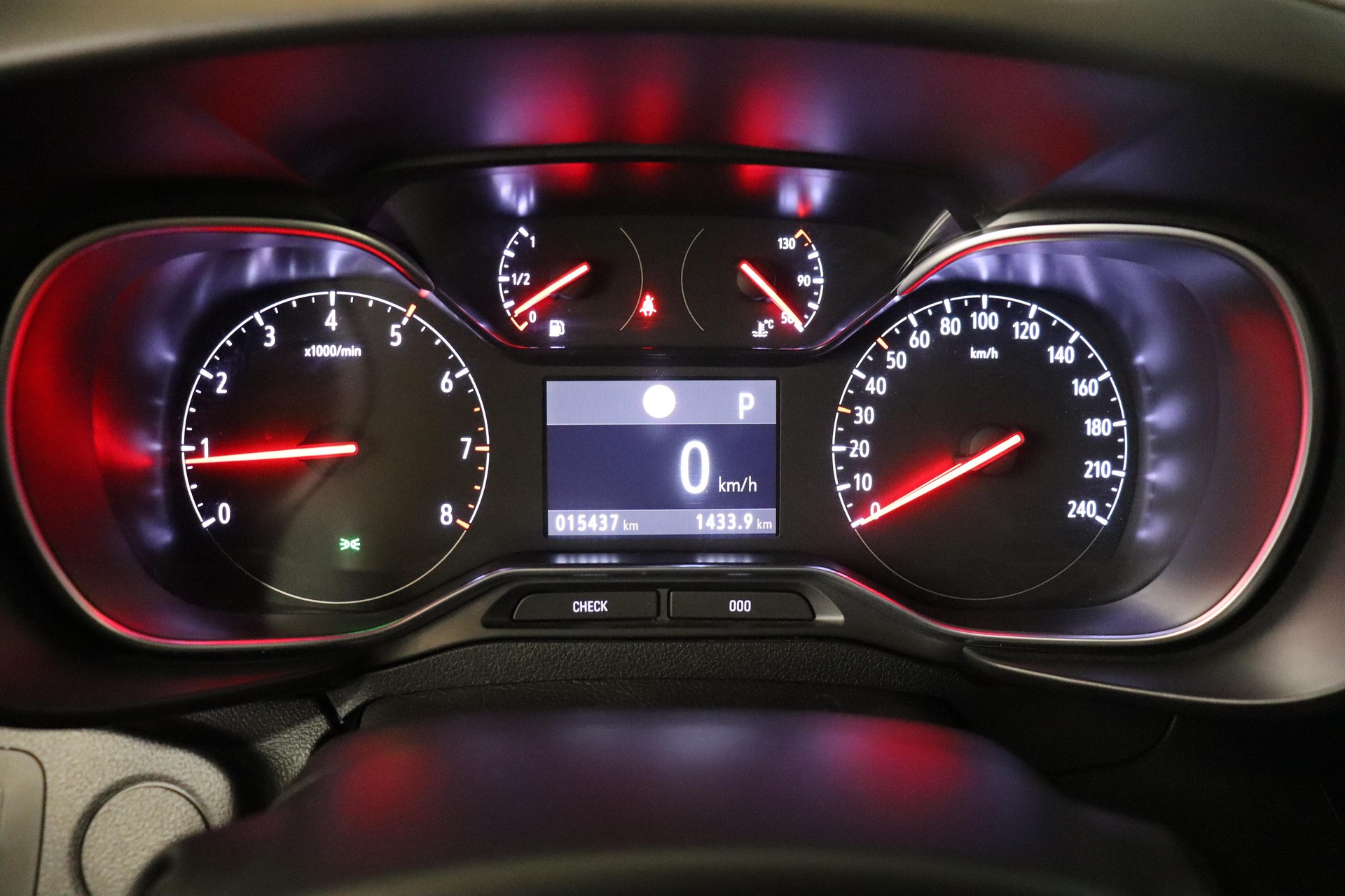 OPEL Combo Life 1.5 D Ultimate S/S-image-9