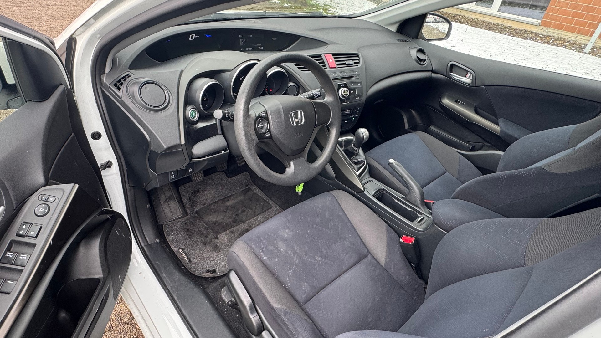 HONDA Civic 1.4i Sport-image-8