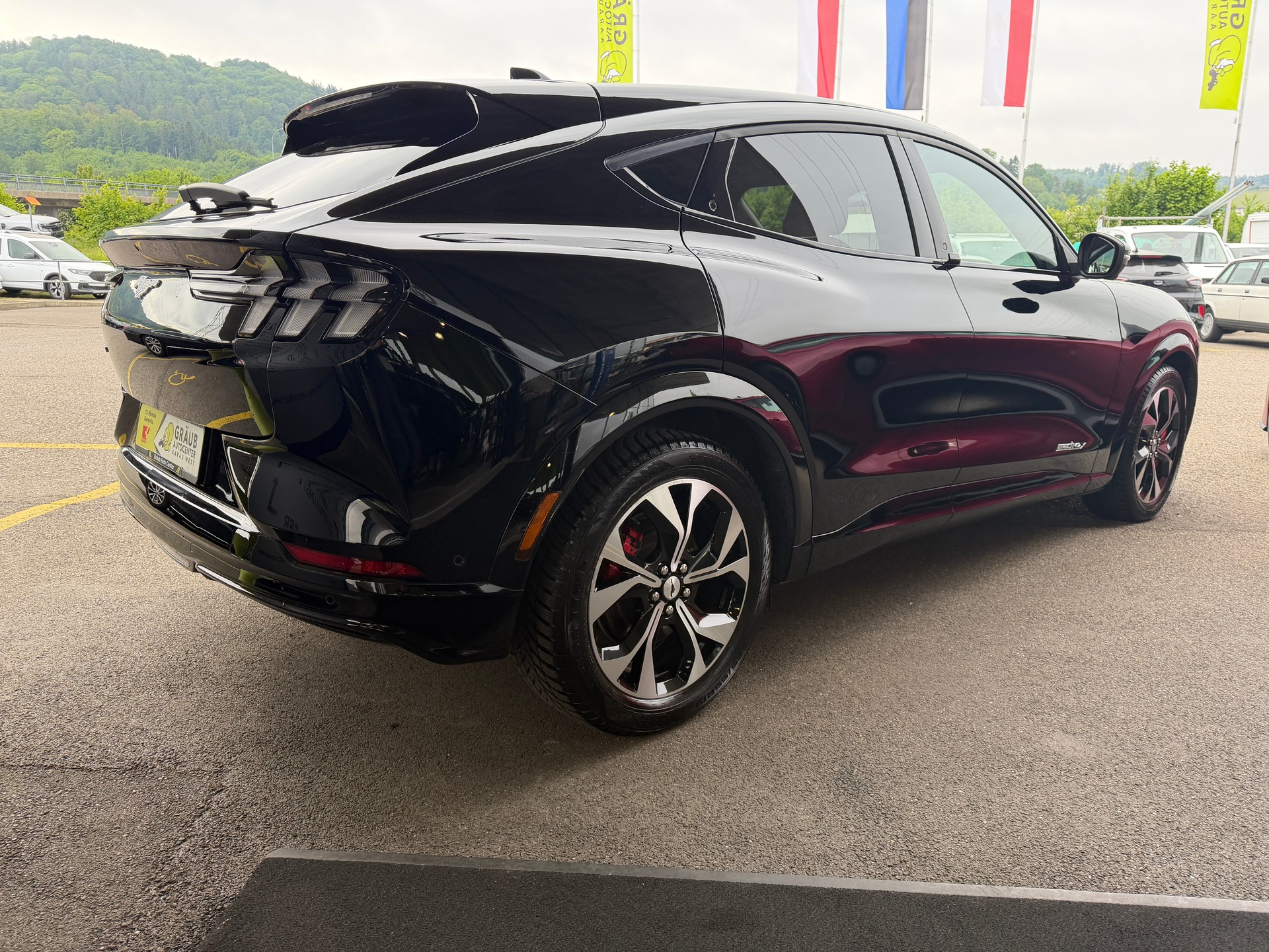 FORD Mustang MACH-E Premium AWD 88 kWh-image-4