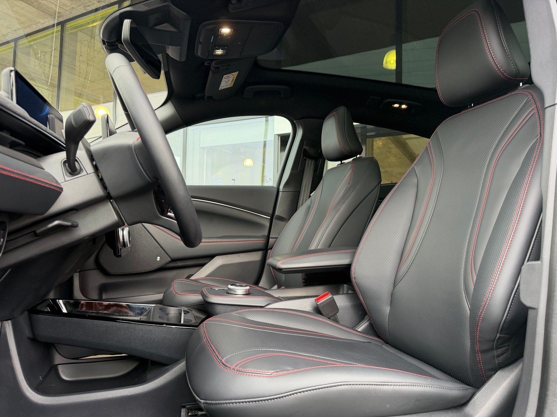 FORD Mustang MACH-E Premium AWD 88 kWh-image-6