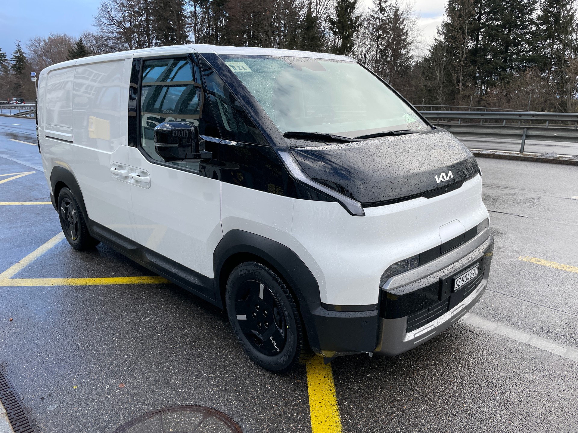 KIA PV5 Cargo 71.2 kWh Elite, mit Wärmepumpe-showroom-element-2