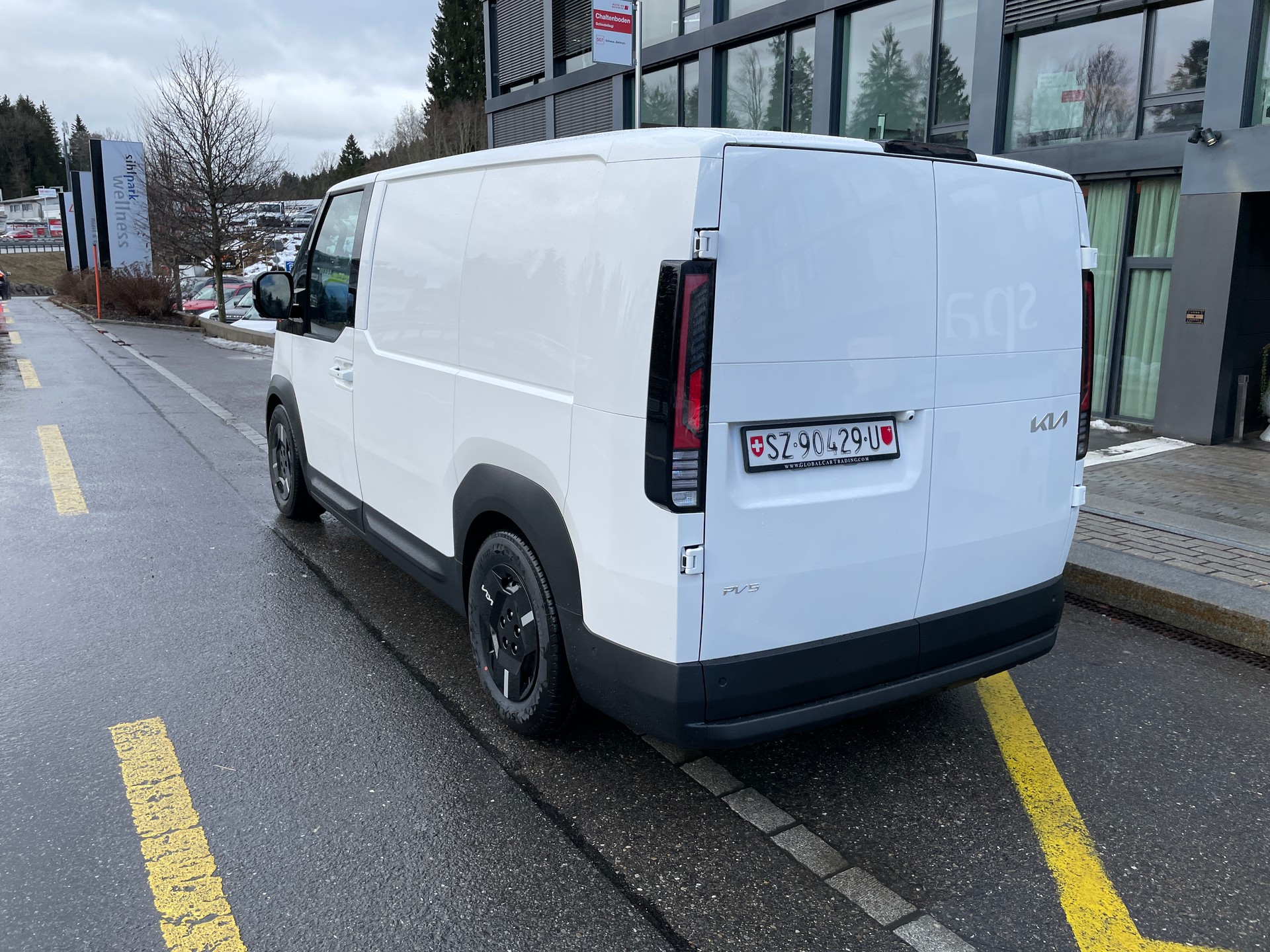 KIA PV5 Cargo 71.2 kWh Elite, mit Wärmepumpe-image-14