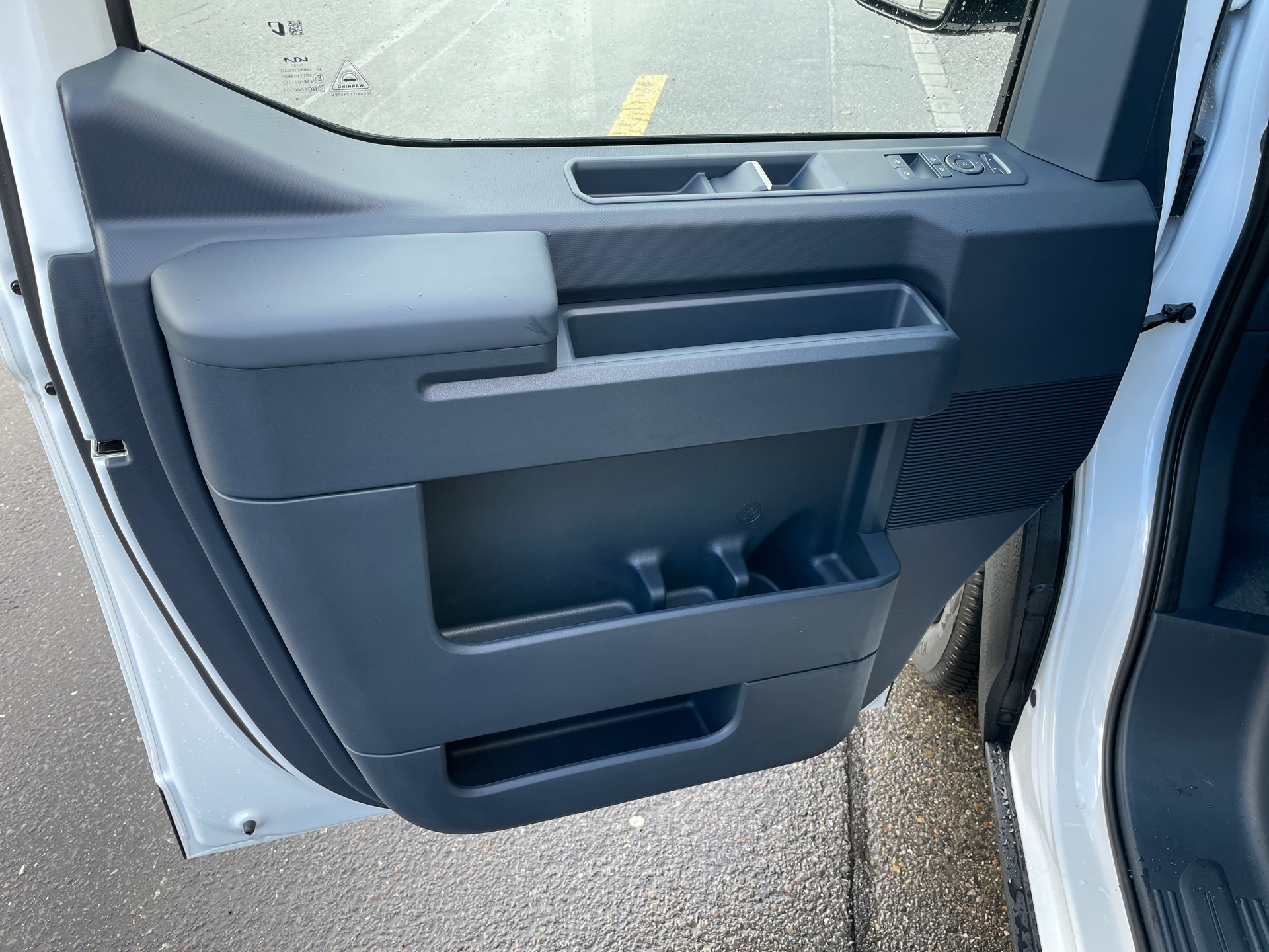 KIA PV5 Cargo 71.2 kWh Elite, mit Wärmepumpe-image-16