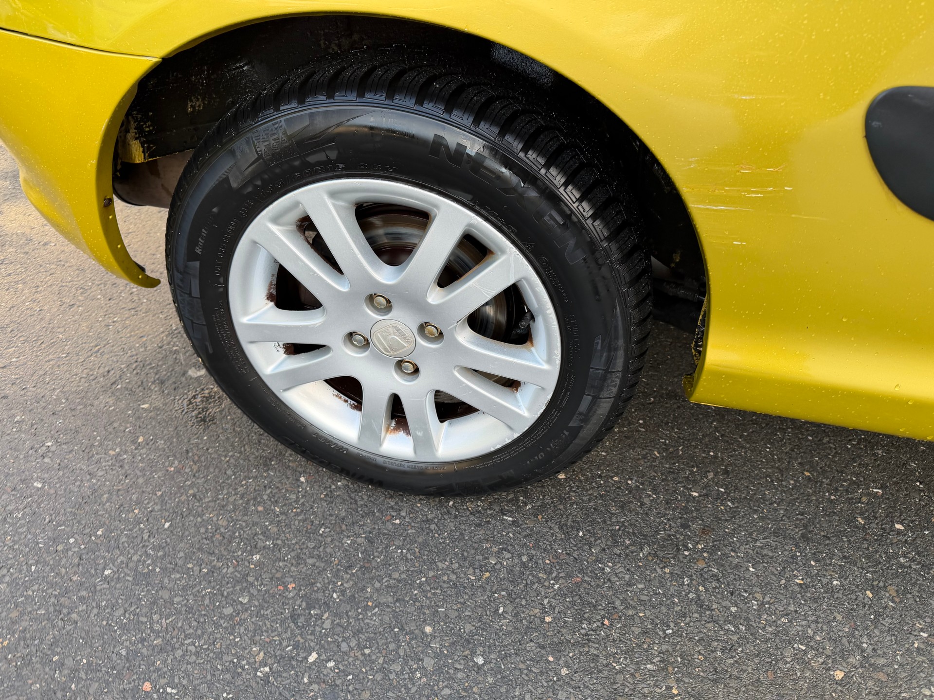 HONDA Civic 1.6i ES-image-12