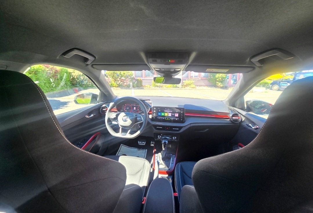 SKODA Fabia 1.0 TSI Monte Carlo DSG-image-12