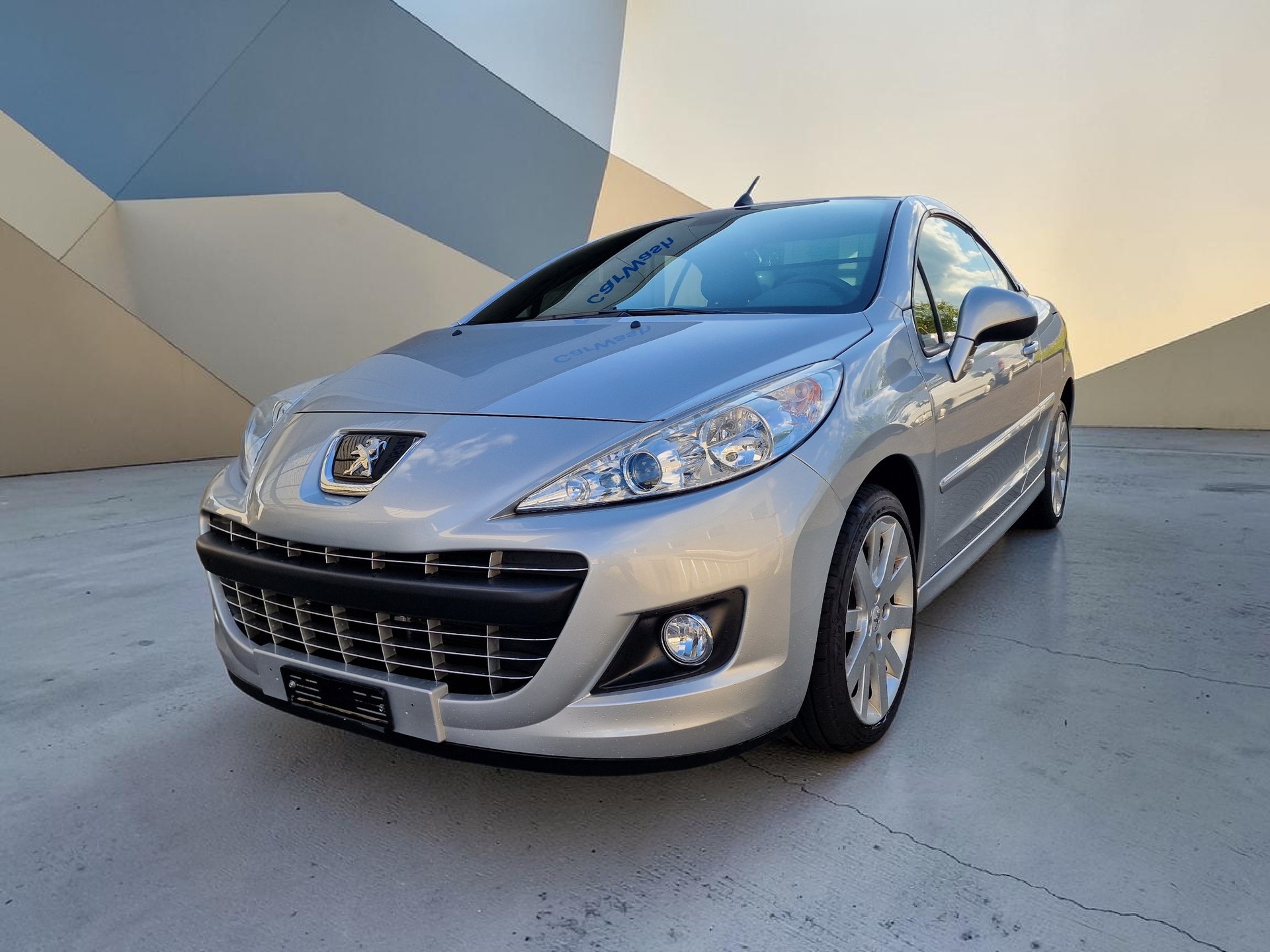 PEUGEOT 207 CC 1.6 16V Active 12Mt Gara MFK Neu-showroom-element-3