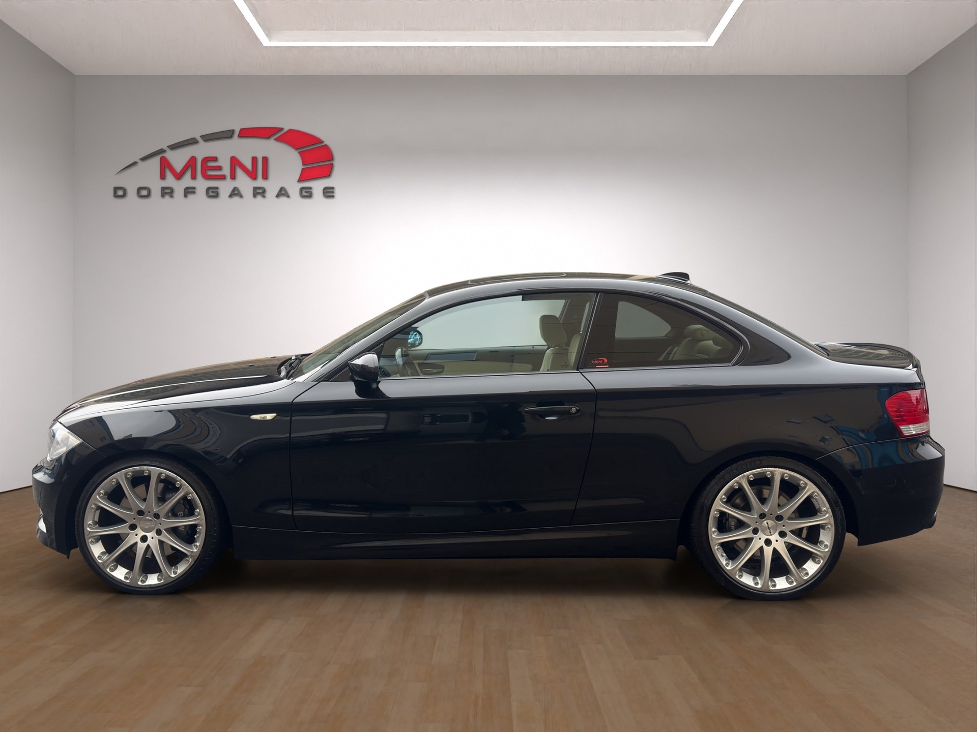 BMW 135i Coupé Steptronic-image-2