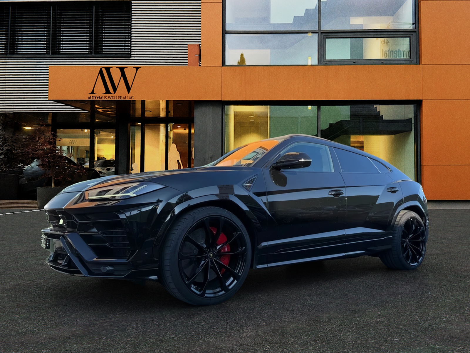 LAMBORGHINI Urus 4.0-image-0