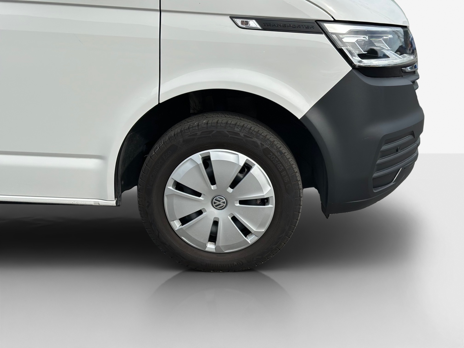 VW T6.1 2.0 TDI DSG-image-14