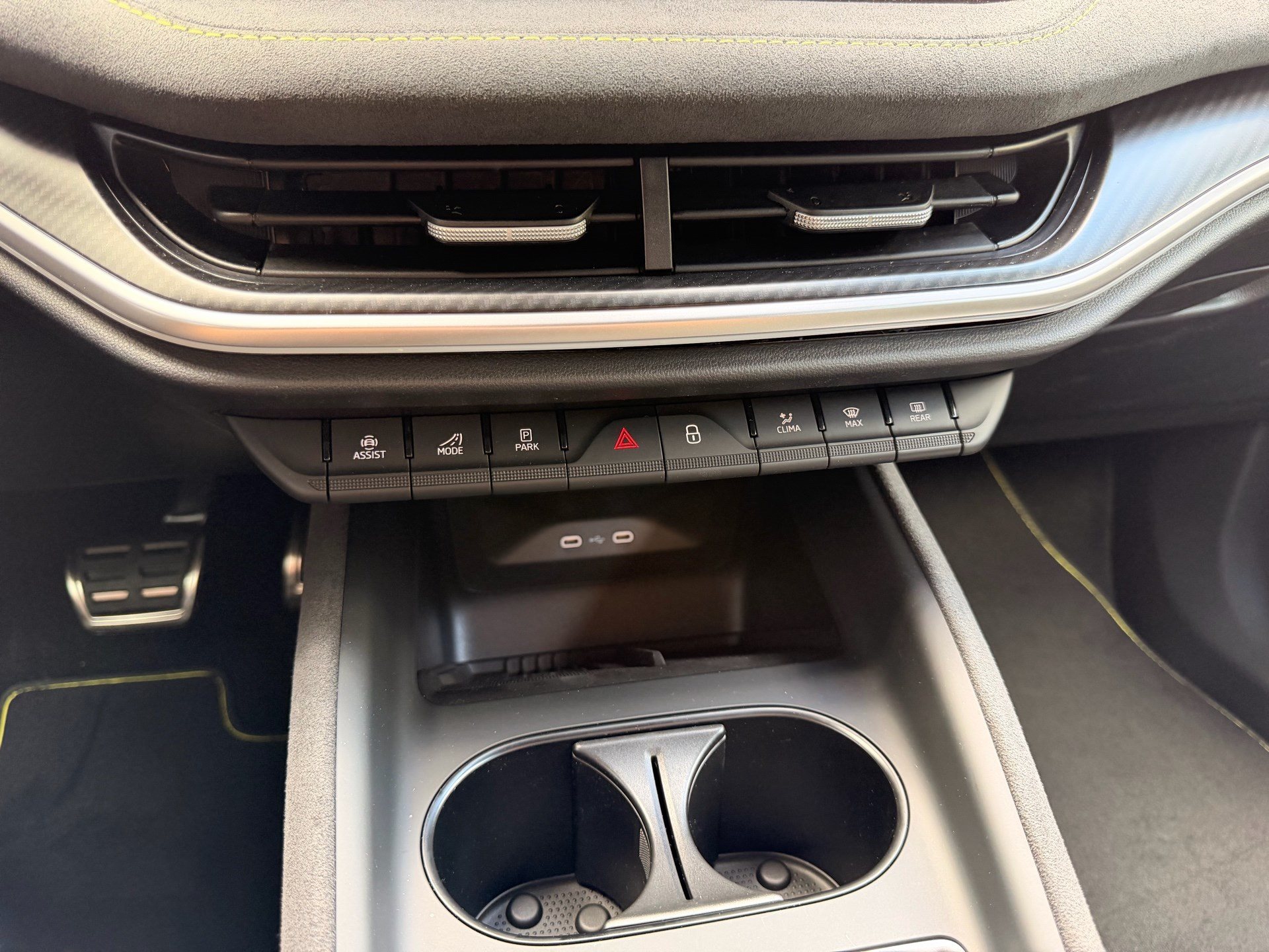 SKODA Elroq RS LOUNGE 4X4 *** ANHÄNGEKUPPLUNG - WÄRMEPUMPE & MAXX AUSSTATTUNGSPAKET ***-image-22