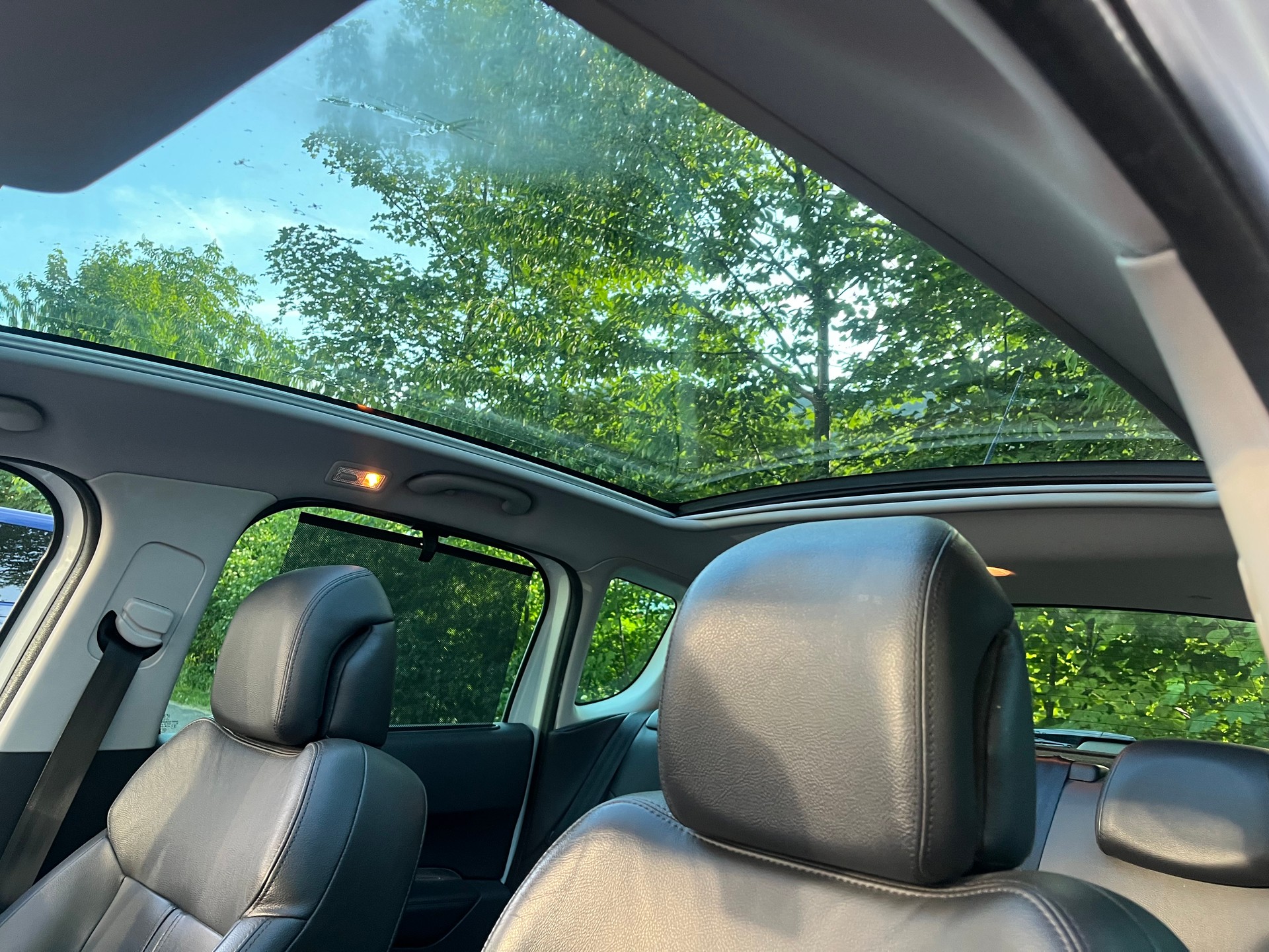 PEUGEOT 3008 HYbrid4 2.0 HDI EGS6-image-7