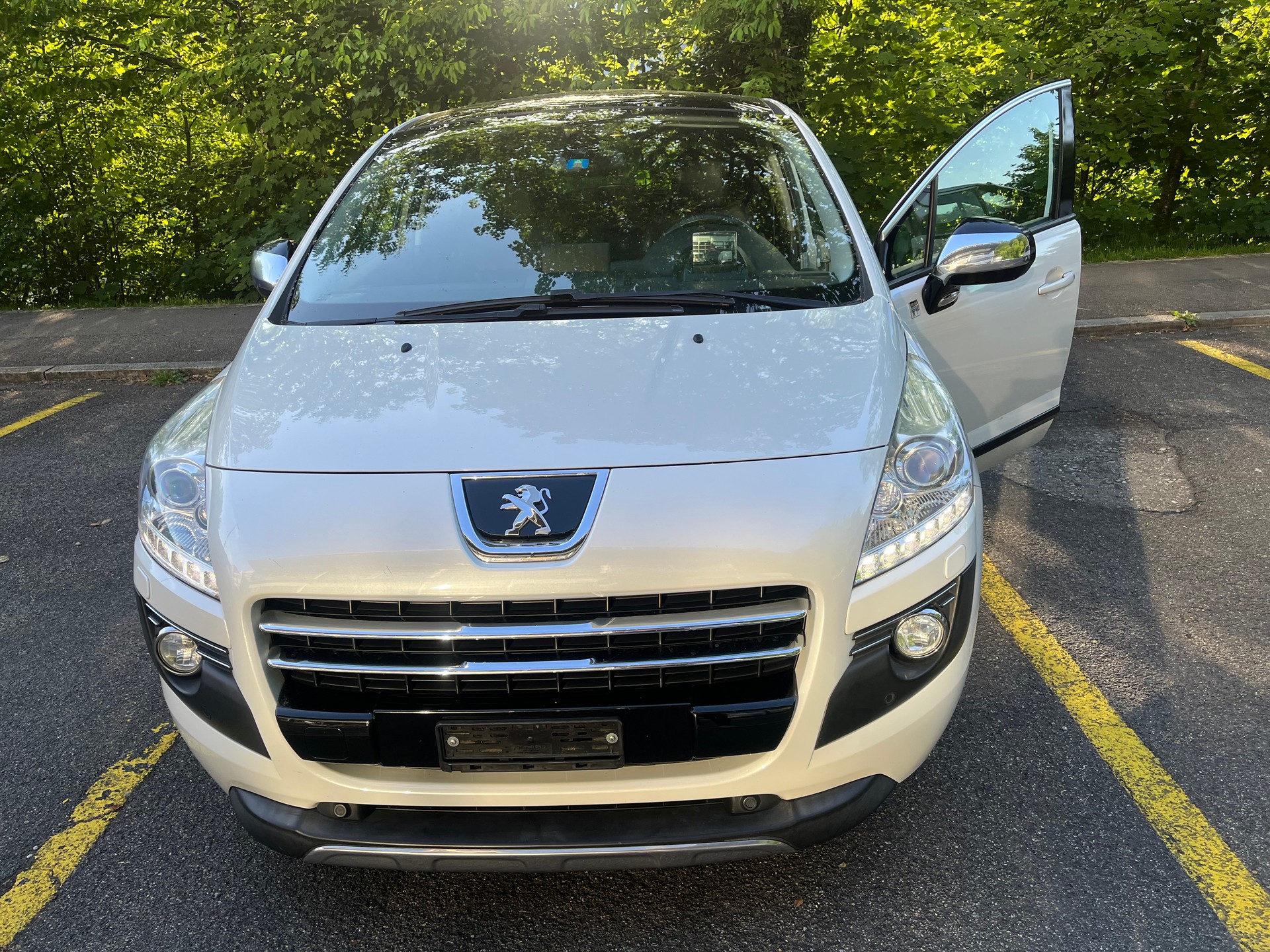 PEUGEOT 3008 HYbrid4 2.0 HDI EGS6