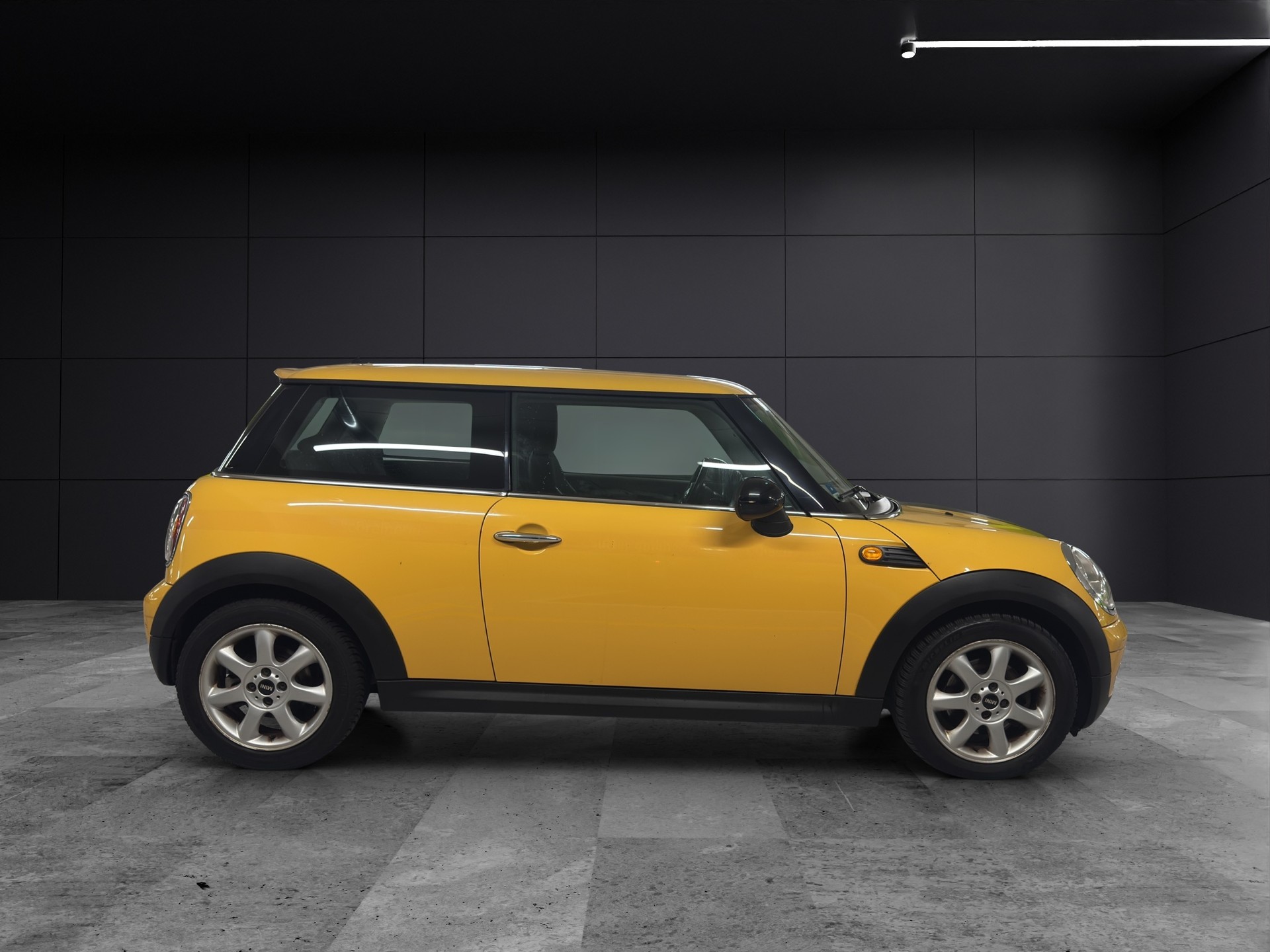 MINI Cooper-image-3