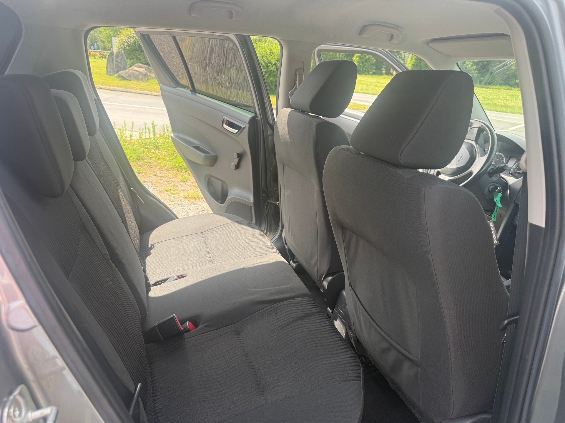 SUZUKI Swift 1.2i 16V GL Top-image-6
