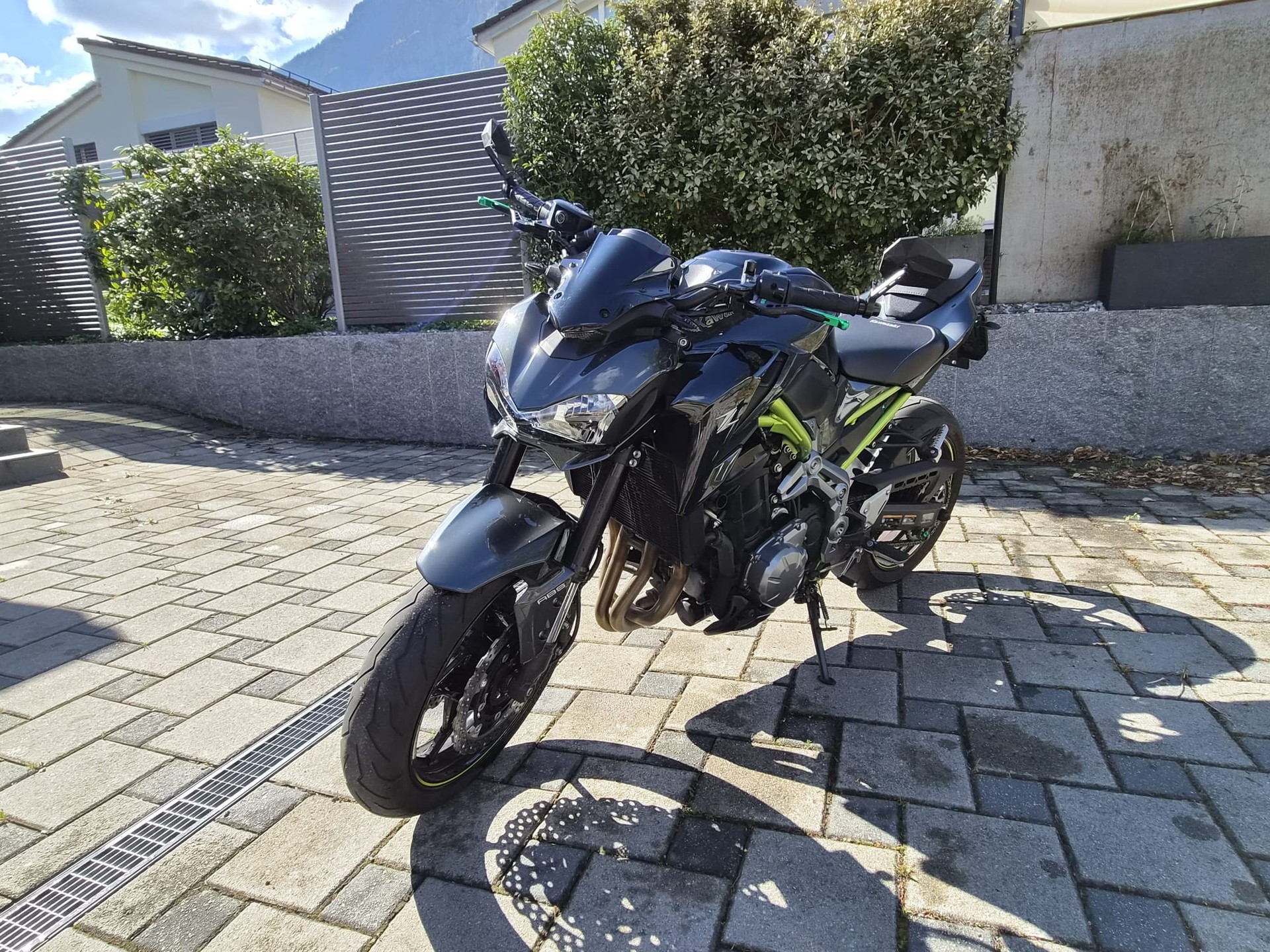 KAWASAKI Z 900-image-5