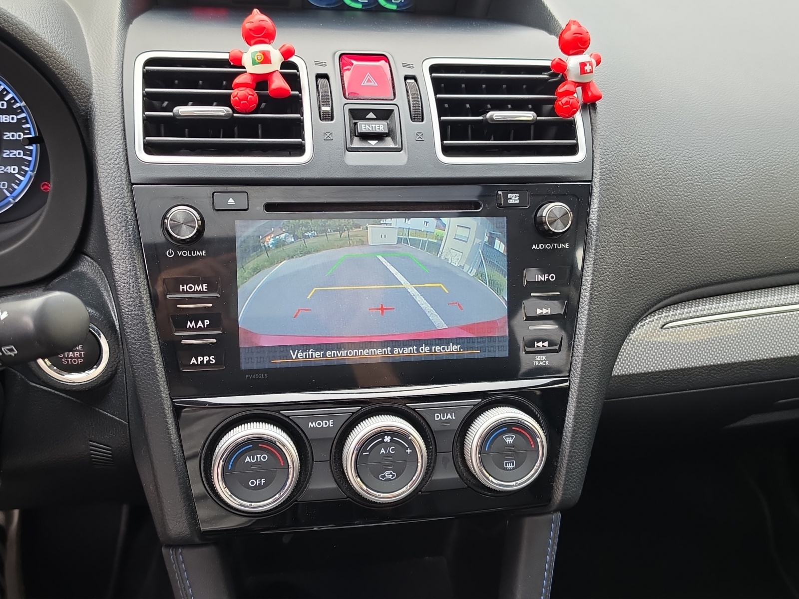 SUBARU Levorg 1.6DIT Luxury S AWD Lineartronic-image-11