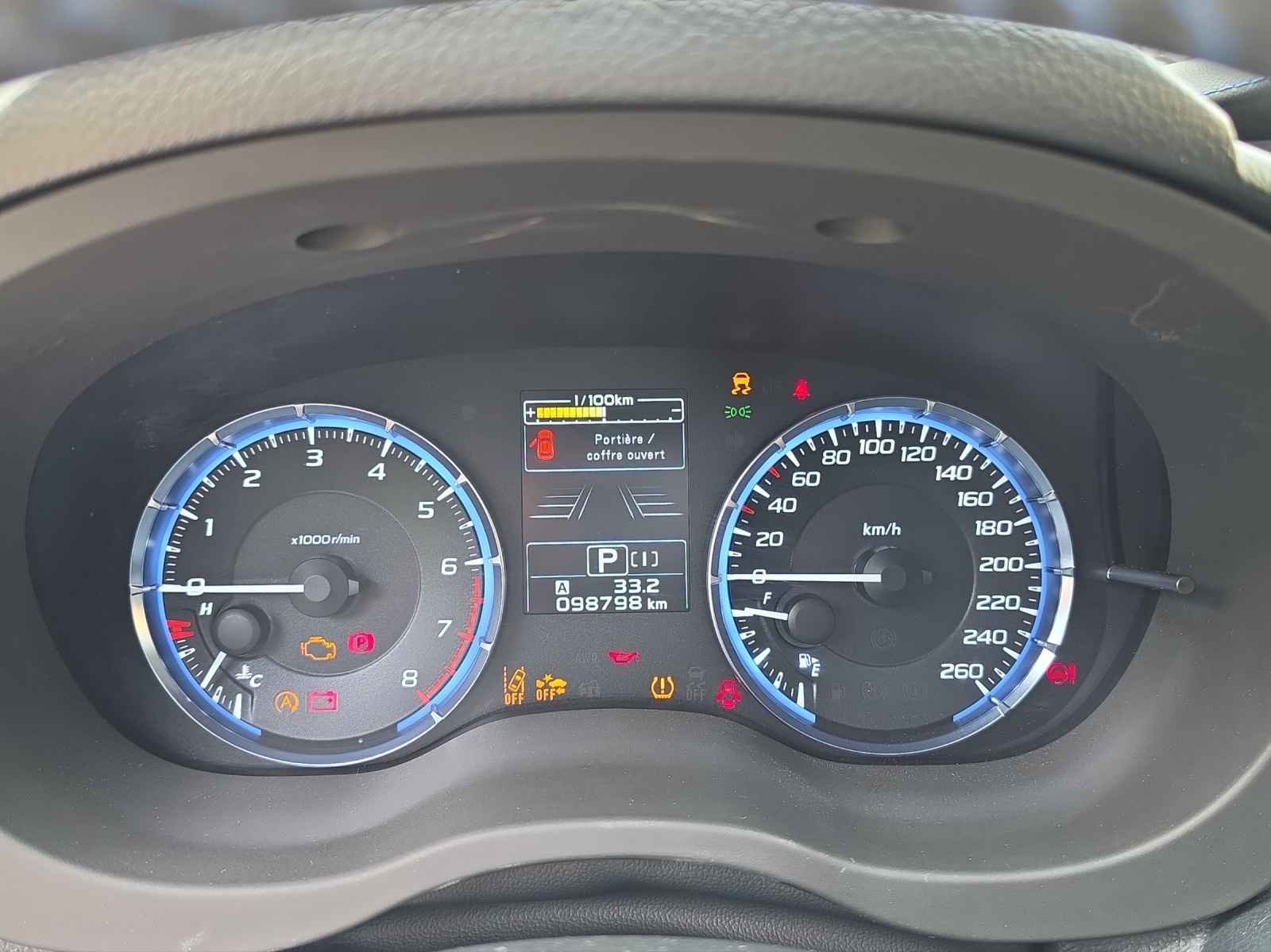 SUBARU Levorg 1.6DIT Luxury S AWD Lineartronic-image-7